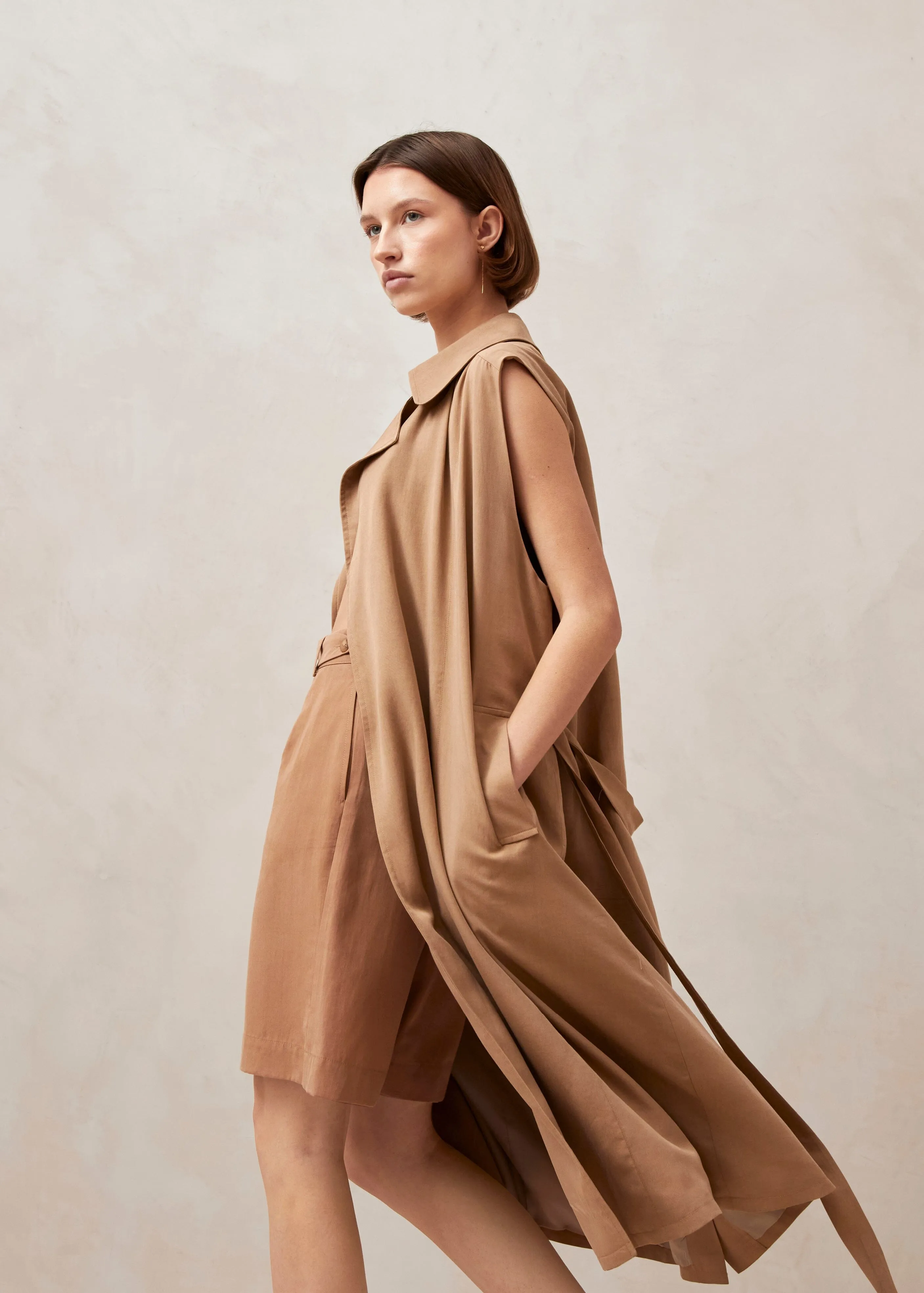 Munia Beige Coat sold by Alohas product image thumbnail 5