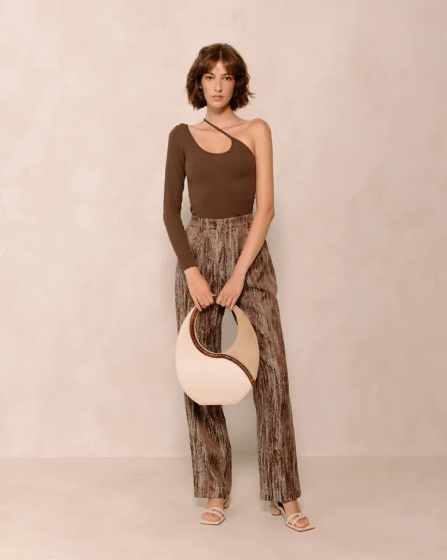 The O Venti Indo Cream Stone Beige Leather Shoulder Bag sold by Alohas