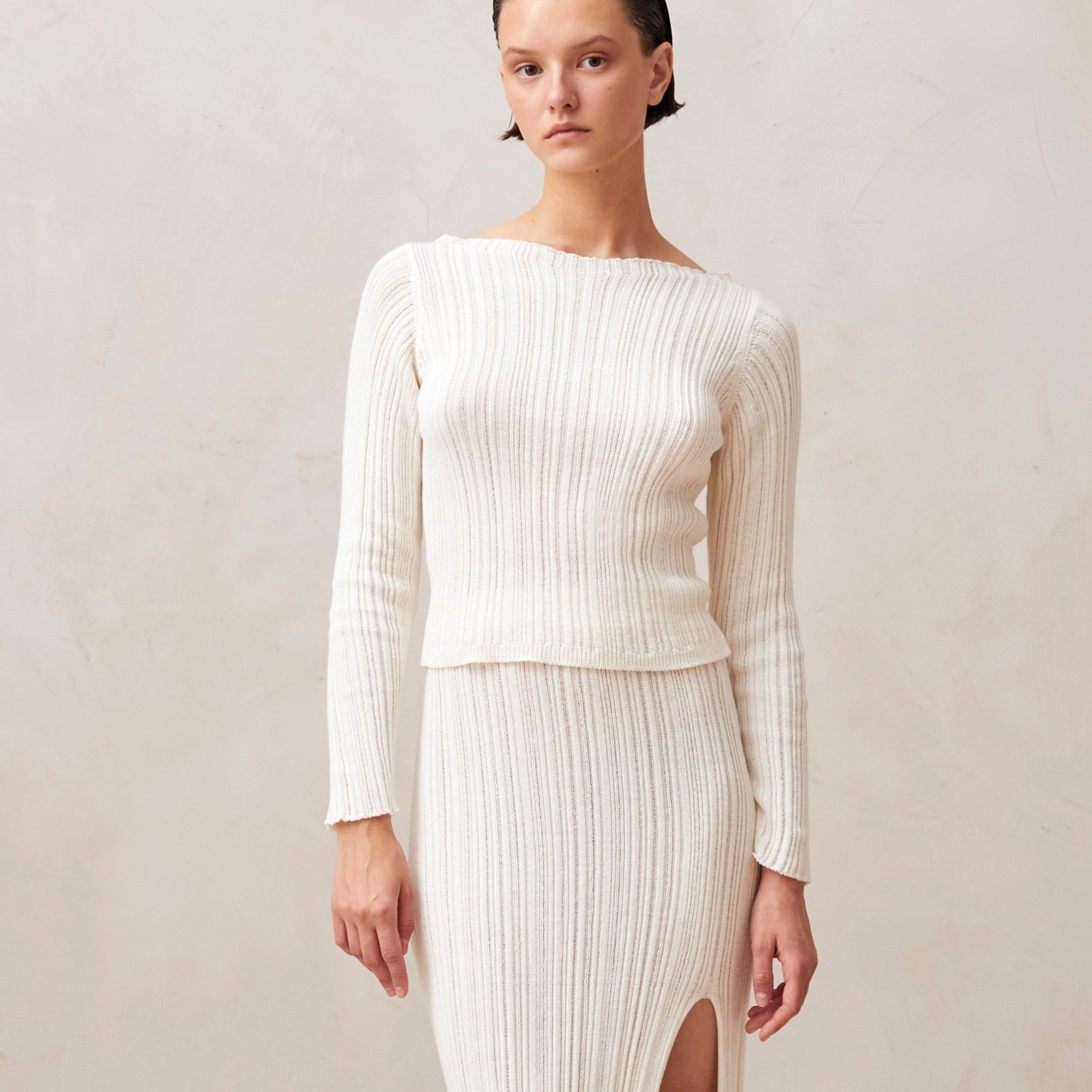 Elise White Top sold by Alohas product image thumbnail 3