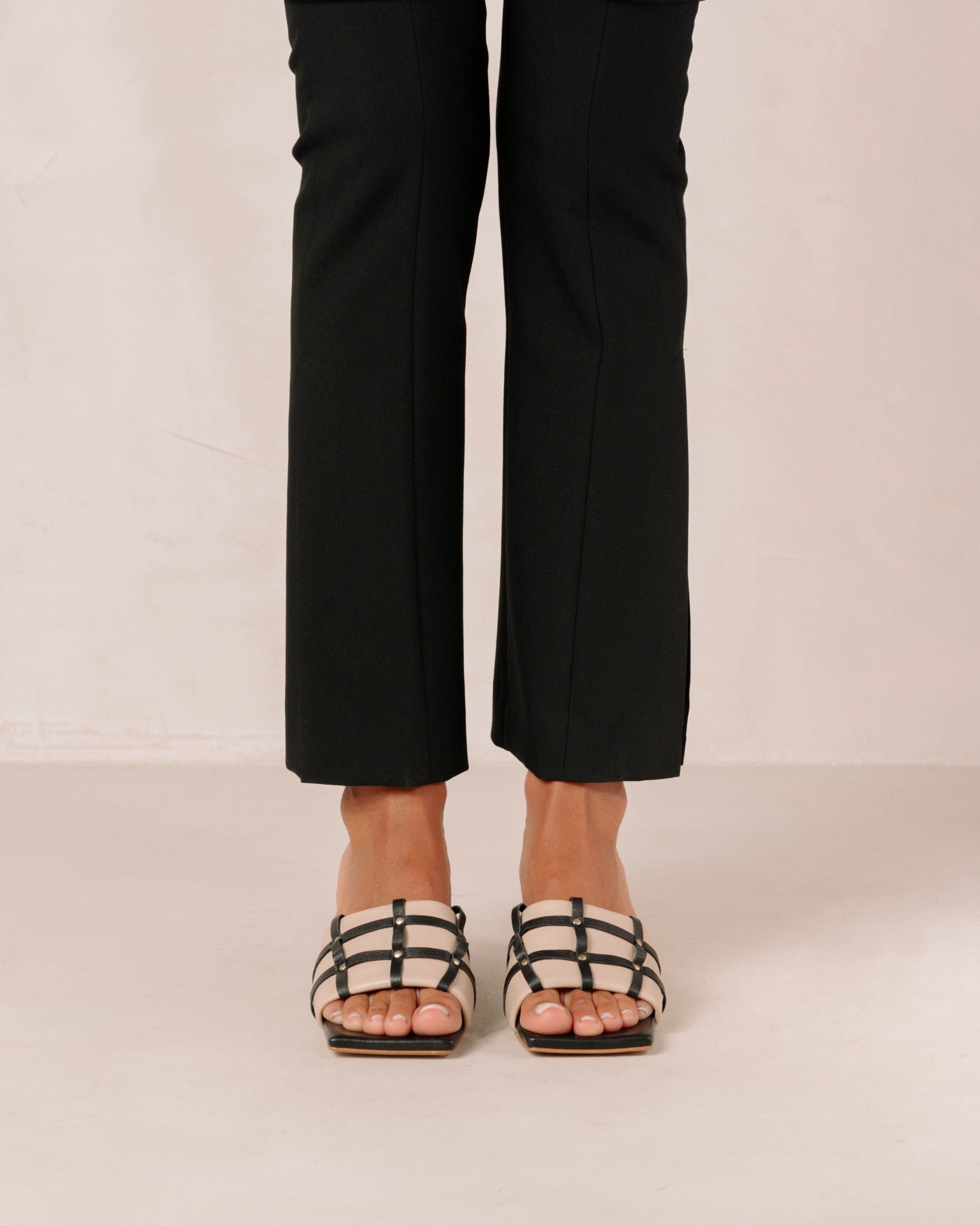 Diorite Stone Beige Black sold by Alohas product image thumbnail 4