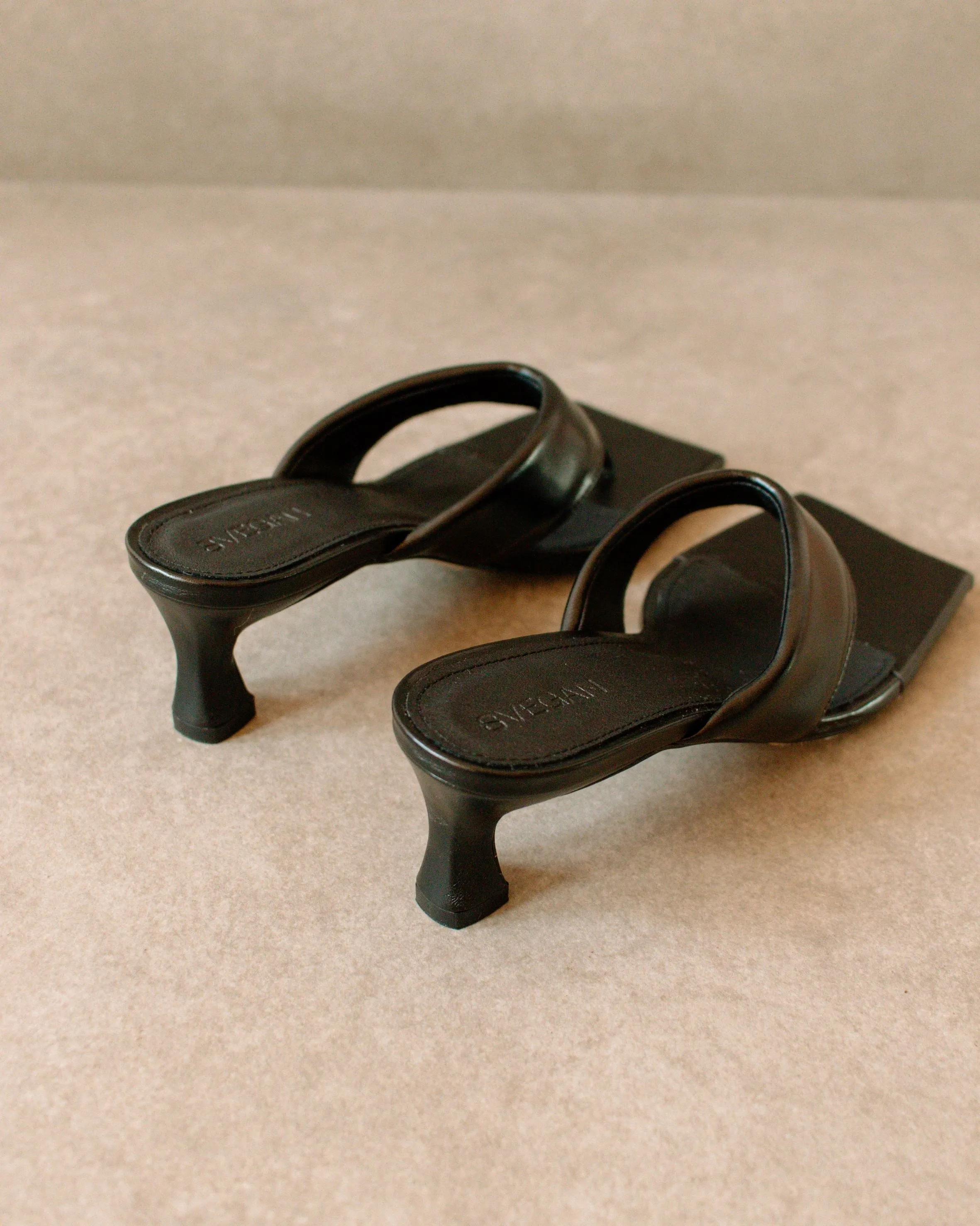 Jolla Black Sandals sold by Alohas product image thumbnail 5