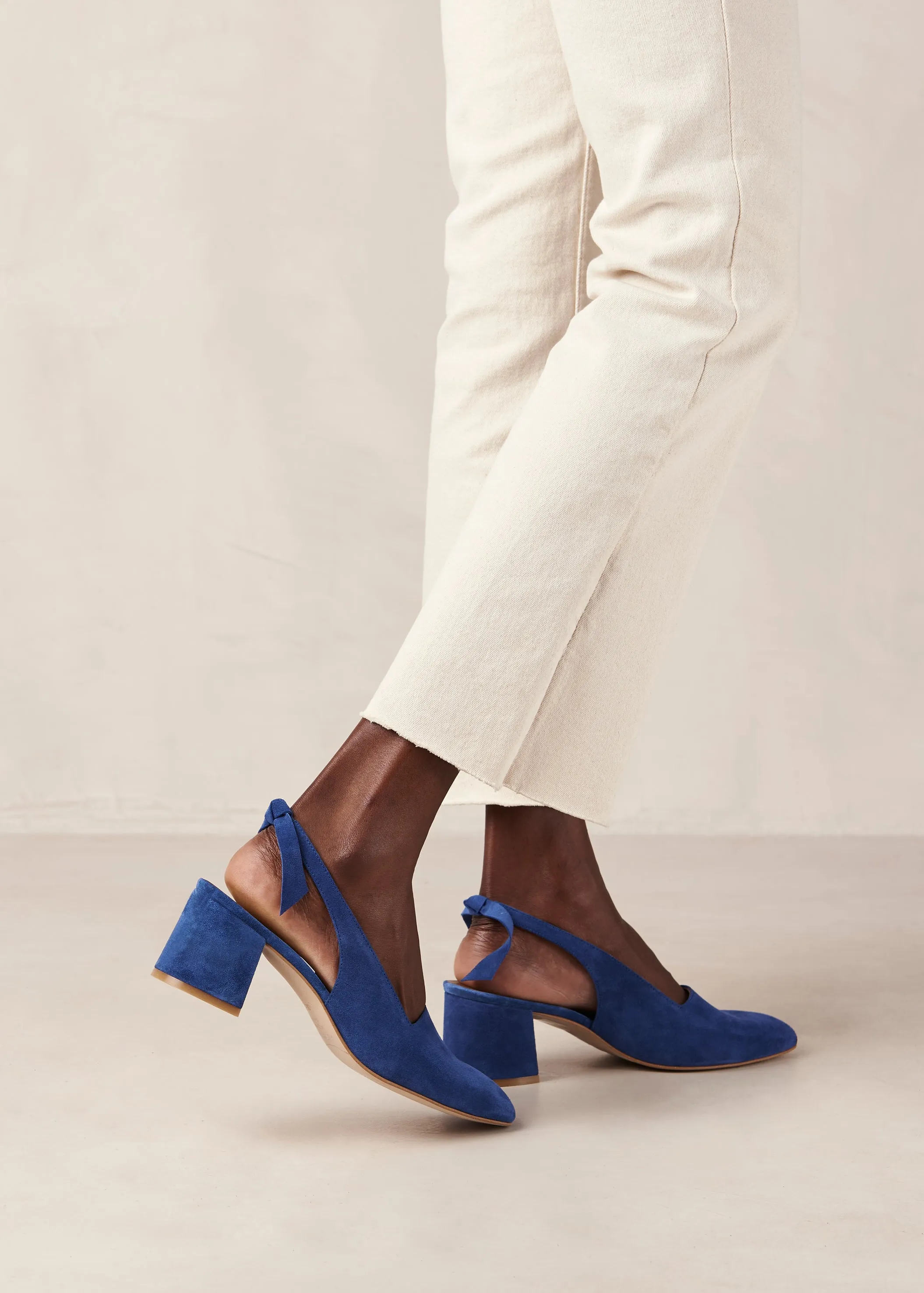 Charlotte Blue Leather Pumps sold by Alohas product image thumbnail 4