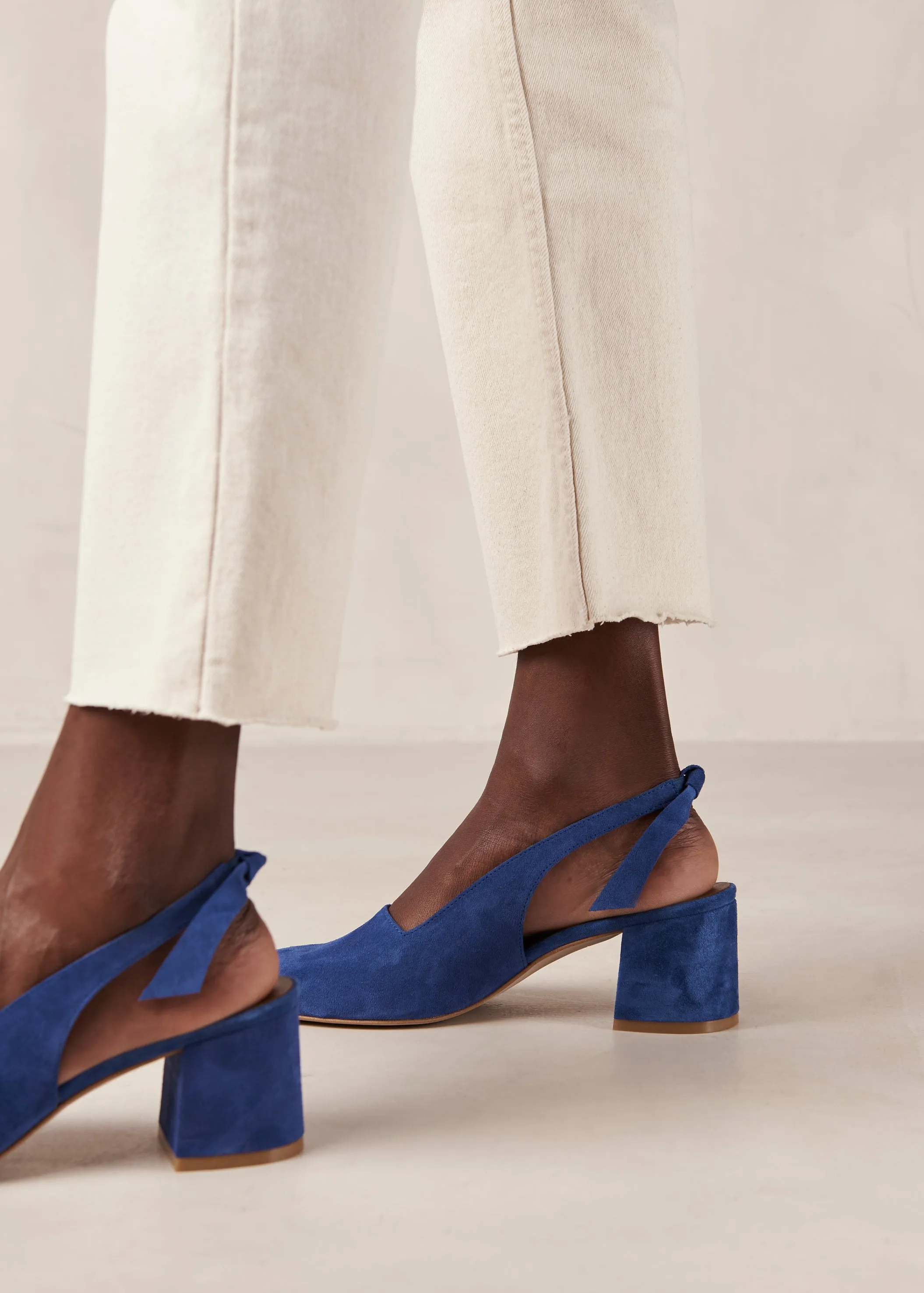 Charlotte Blue Leather Pumps sold by Alohas product image thumbnail 5