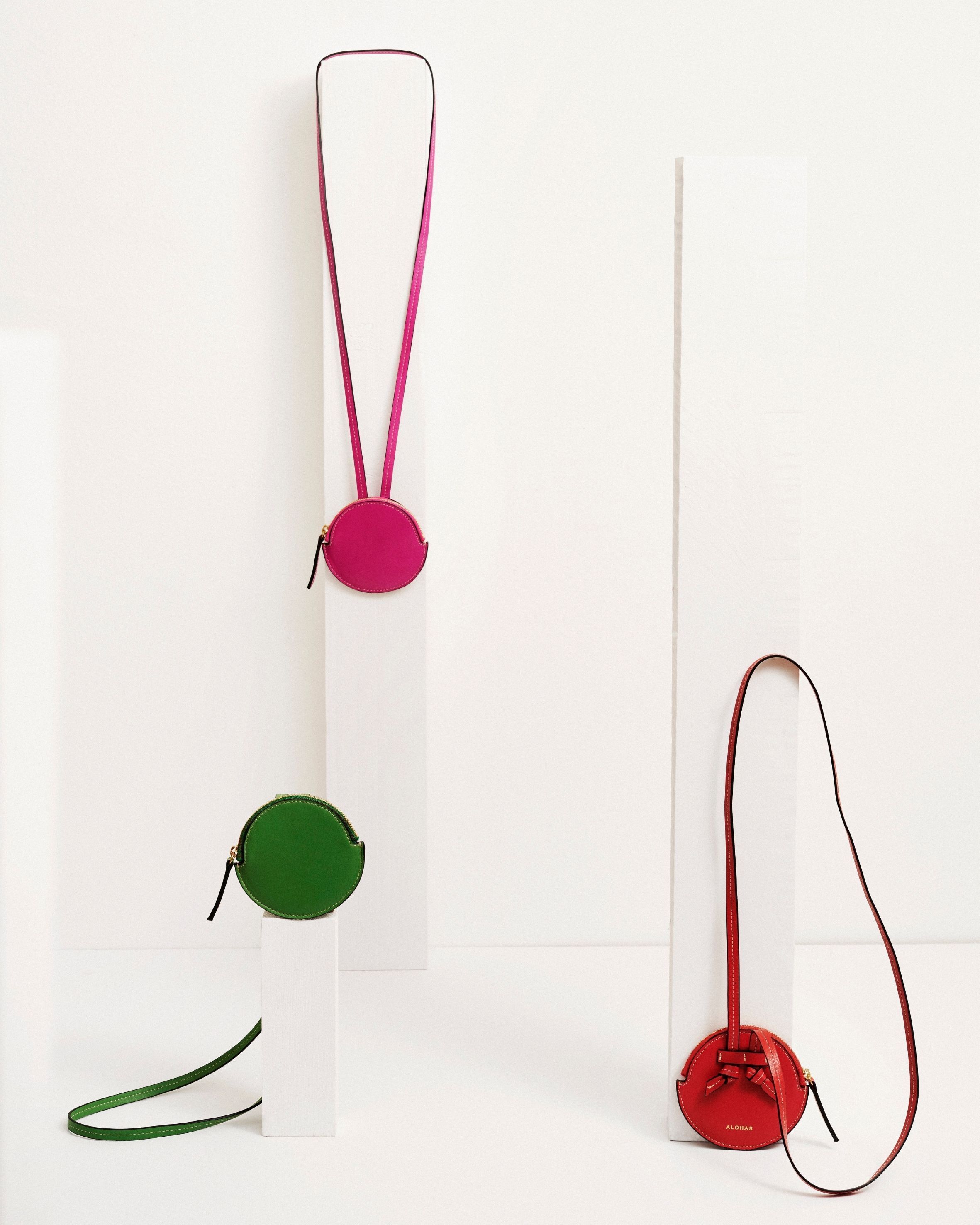 The Q Evergreen Pouch sold by Alohas product image thumbnail 4