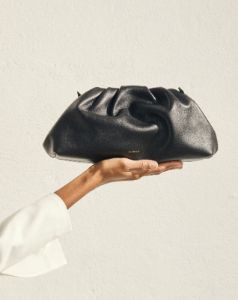 The D Black sold by Alohas