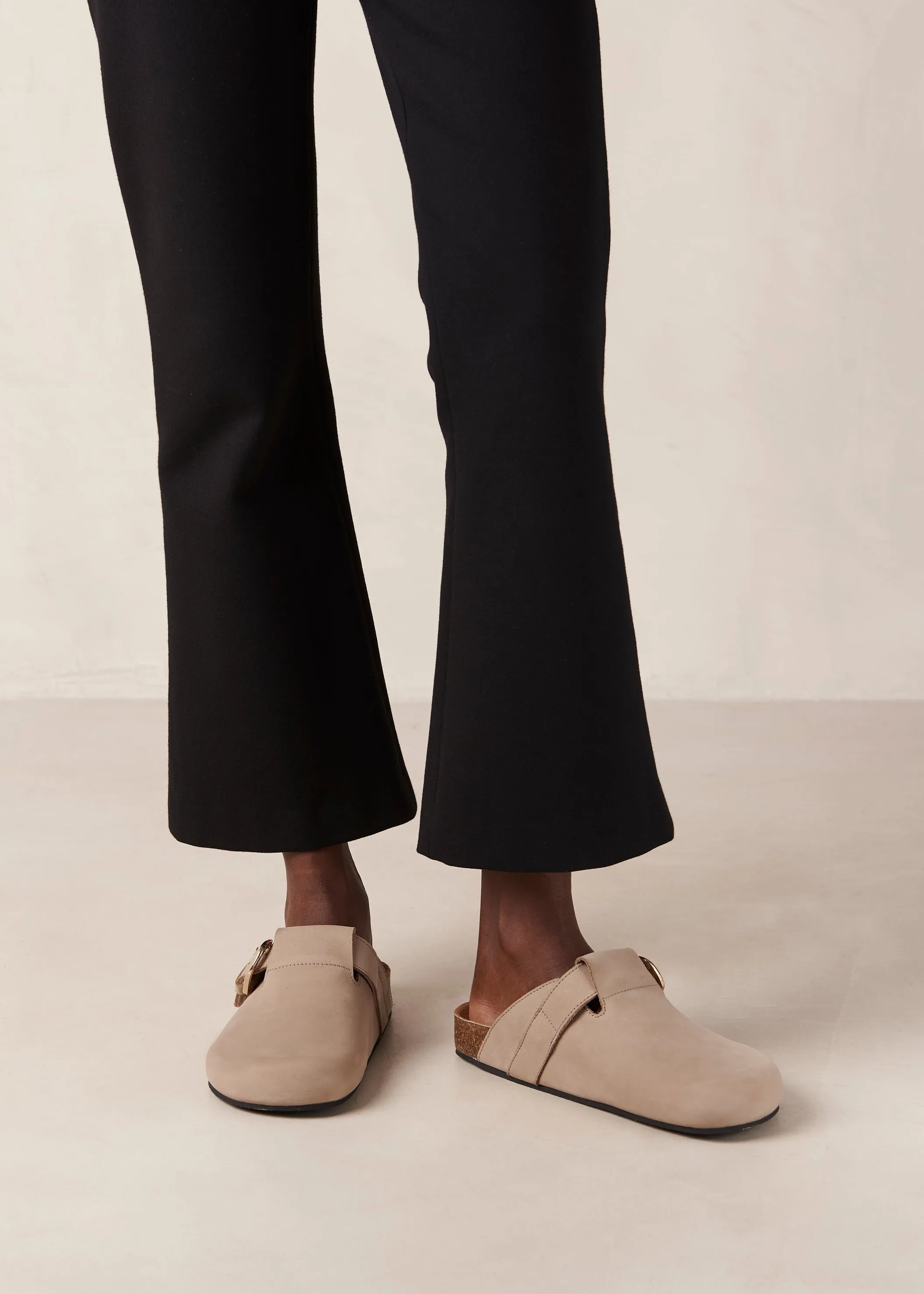 Travis Grey Leather Mules sold by Alohas product image thumbnail 4