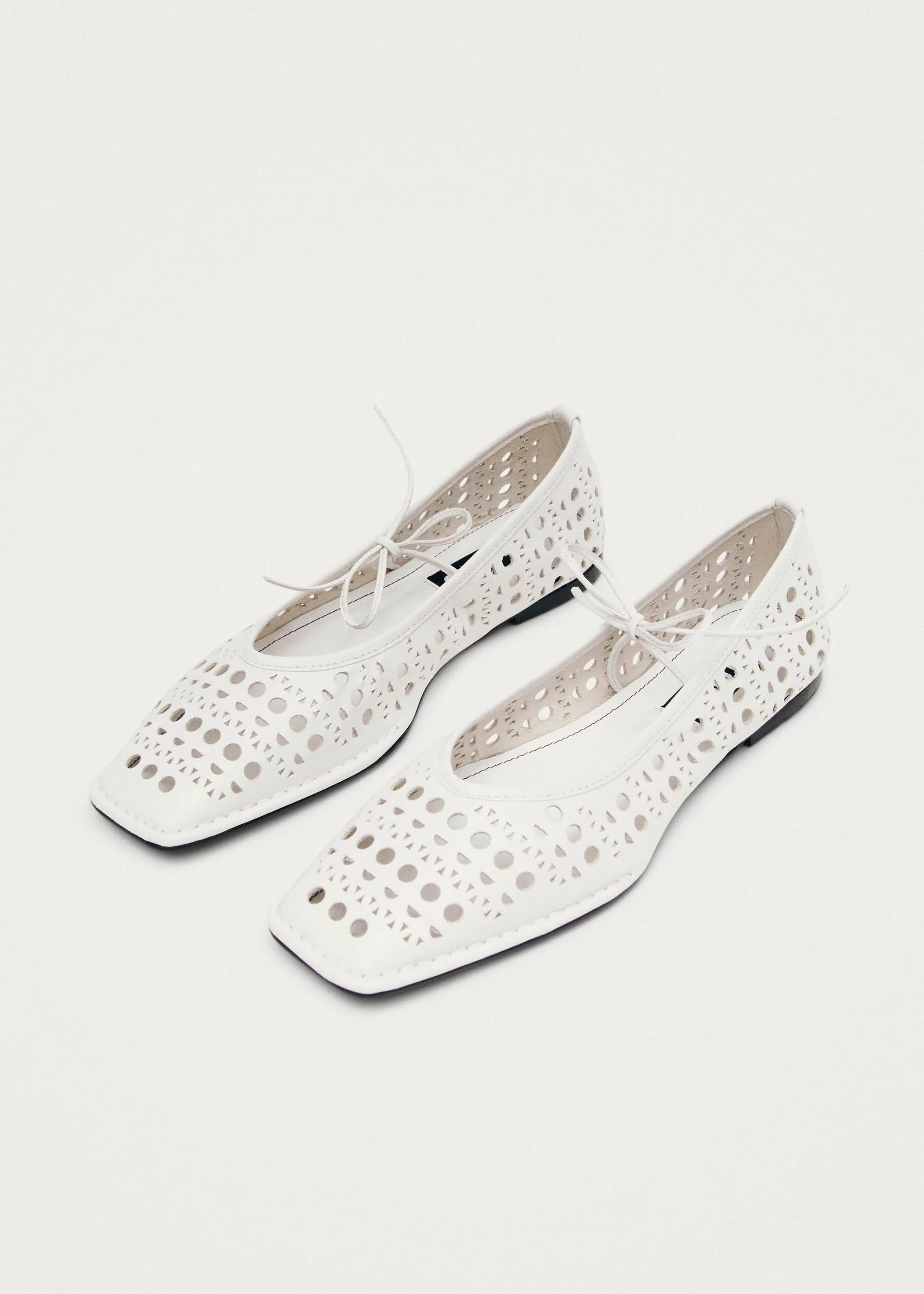 Sway Slit White Leather Ballet Flats sold by Alohas product image thumbnail 2