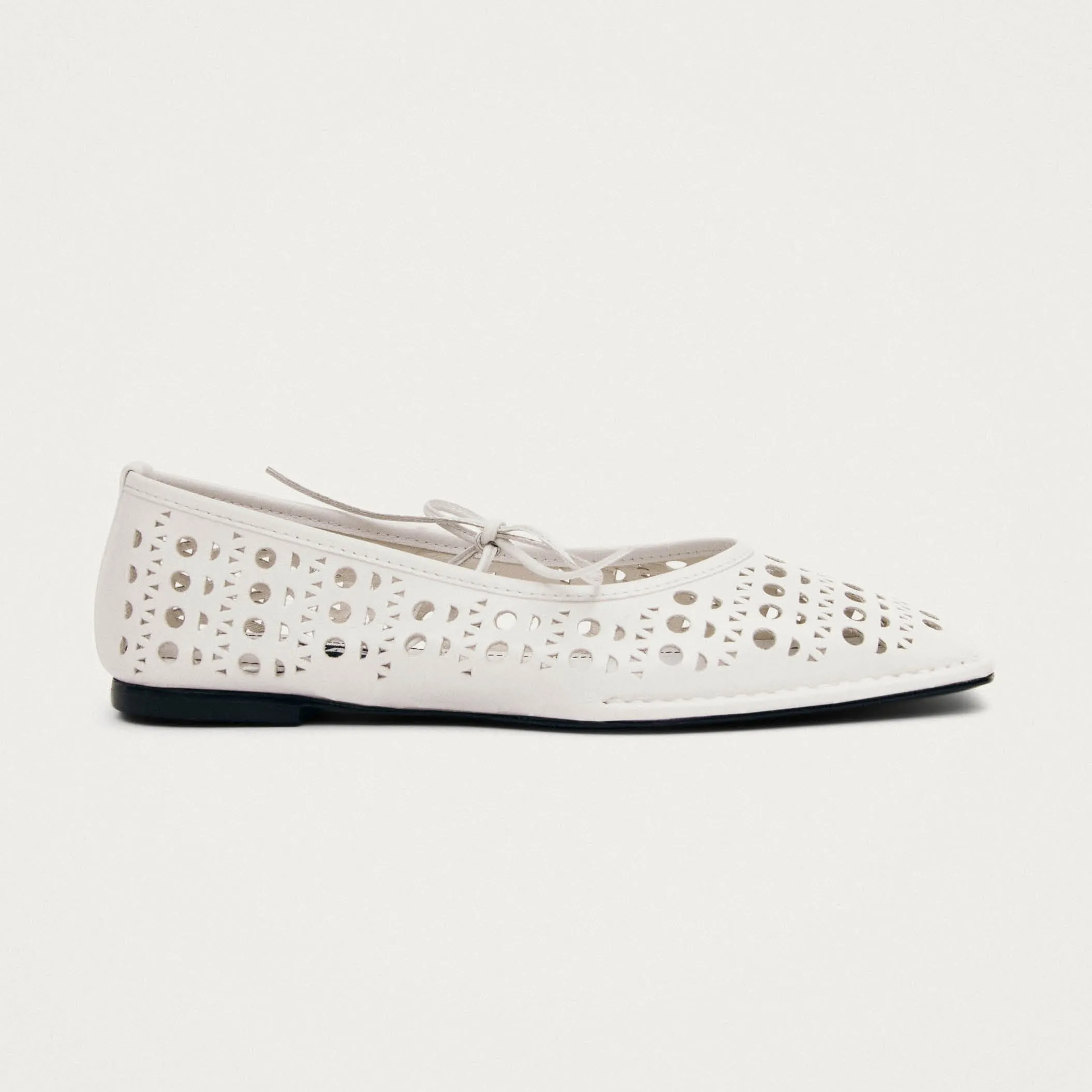 Sway Slit White Leather Ballet Flats sold by Alohas product image thumbnail 3
