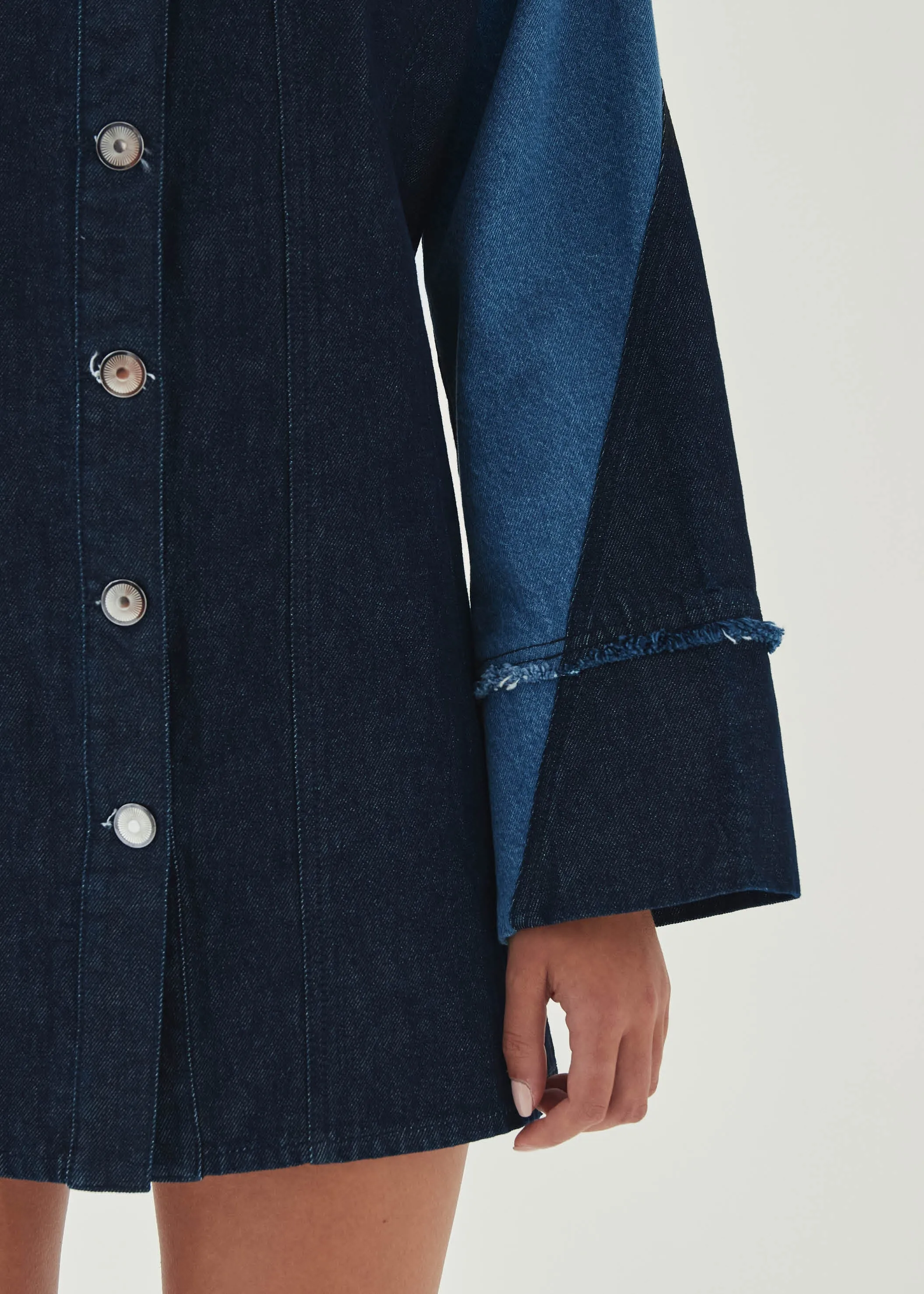 Veden Bicolor Indigo Denim Dress sold by Alohas product image thumbnail 2