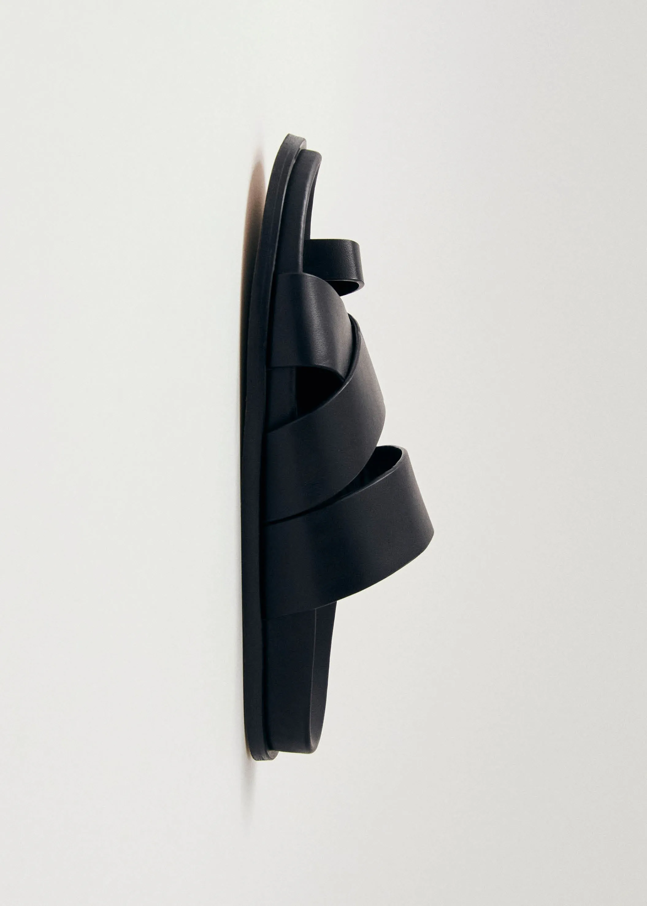 Harllow Black Leather Sandals sold by Alohas product image thumbnail 2