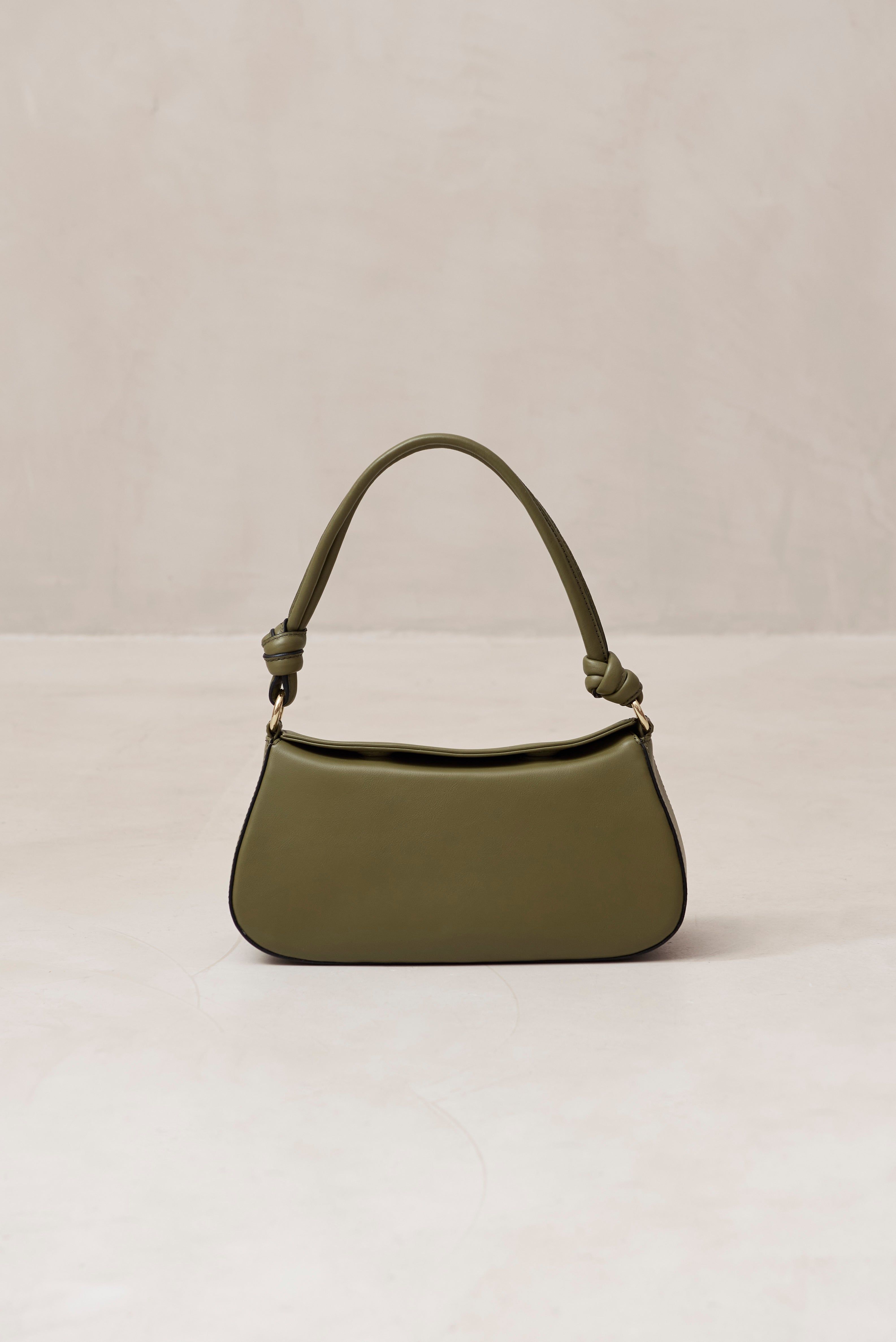 The Curl Knot Green Leather Shoulder Bag sold by Alohas product image thumbnail 3