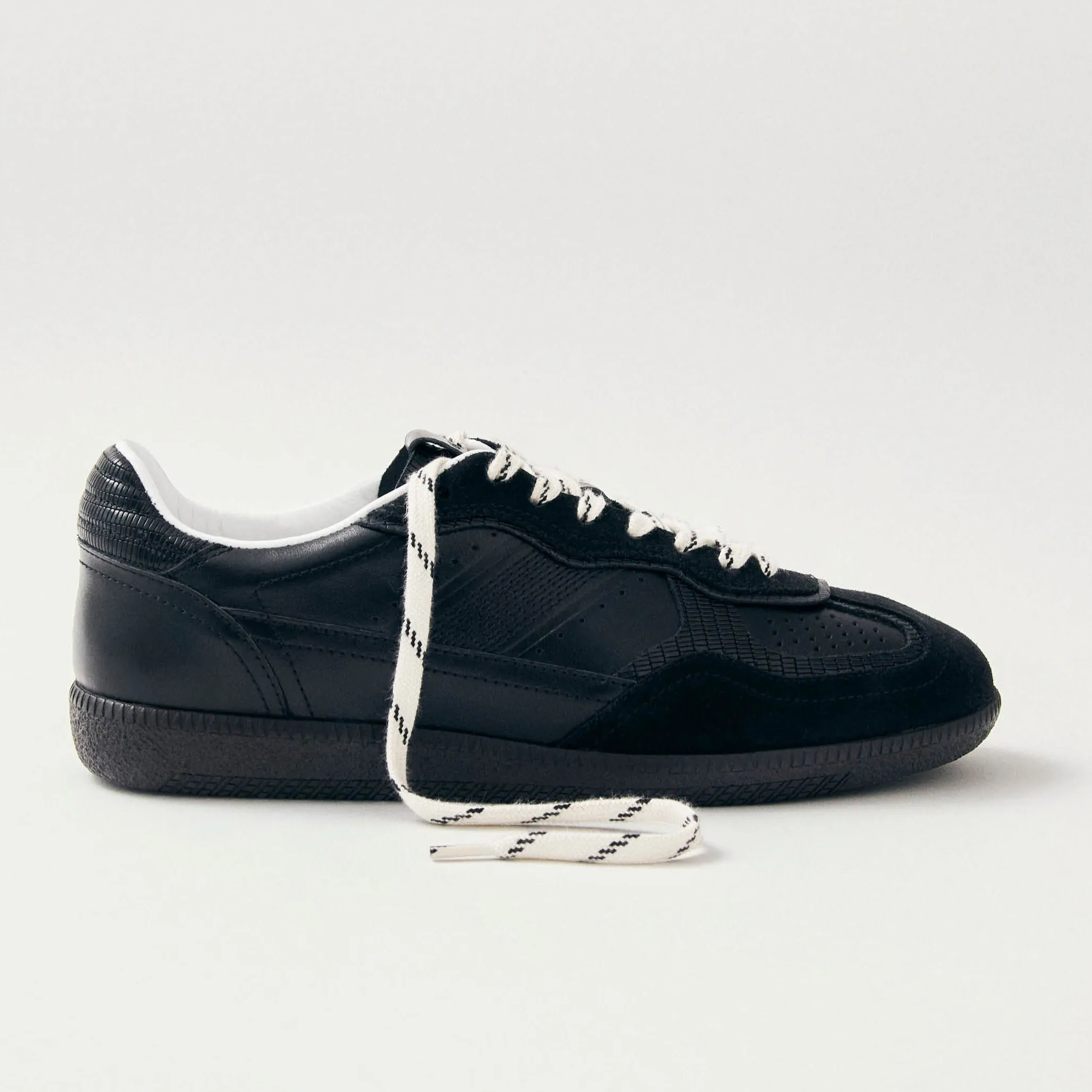Tb.490 Rife Indo Black Leather Sneakers sold by Alohas product image thumbnail 3