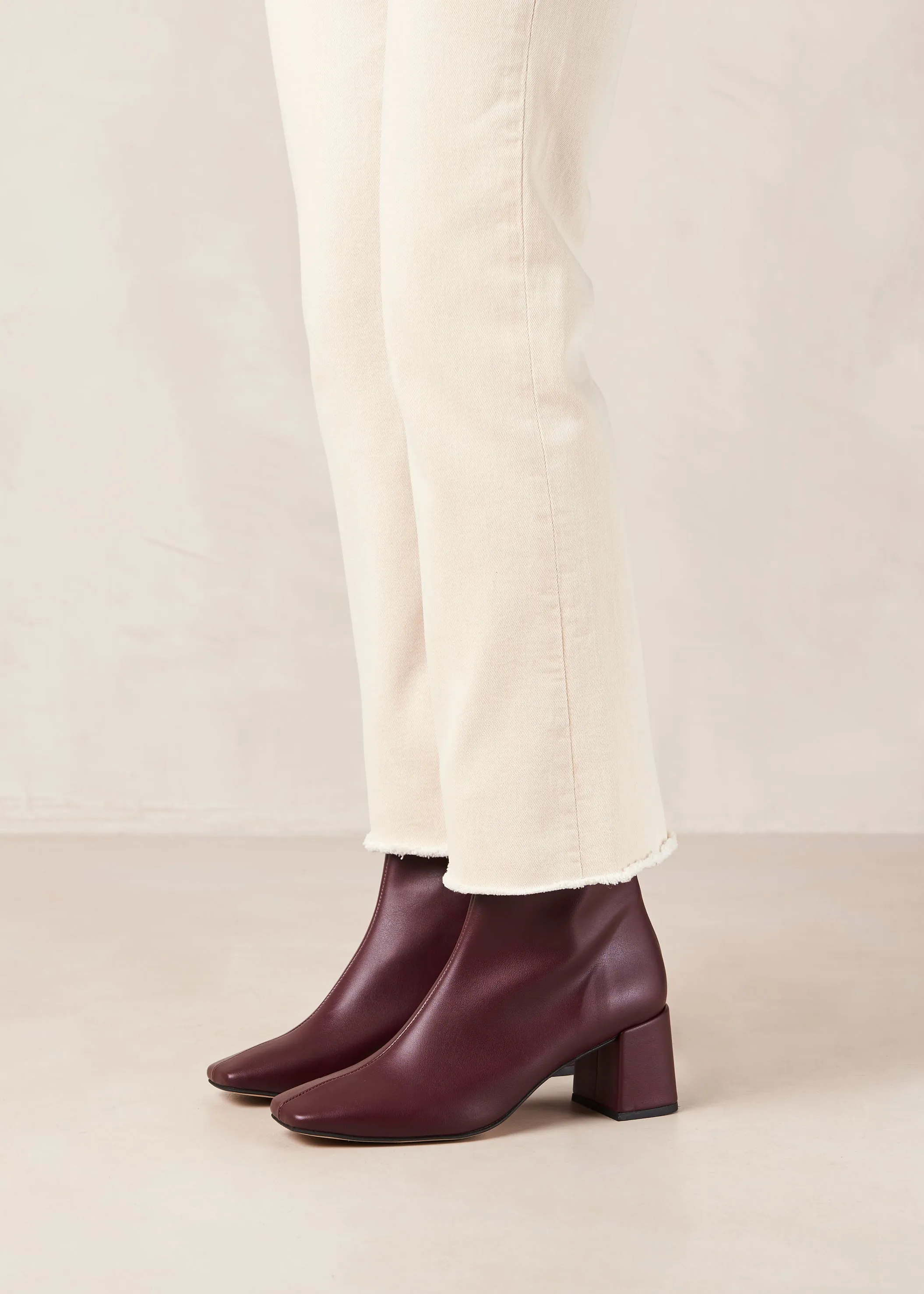 Watercolor Beet Vegan Leather Ankle Boots sold by Alohas product image thumbnail 4