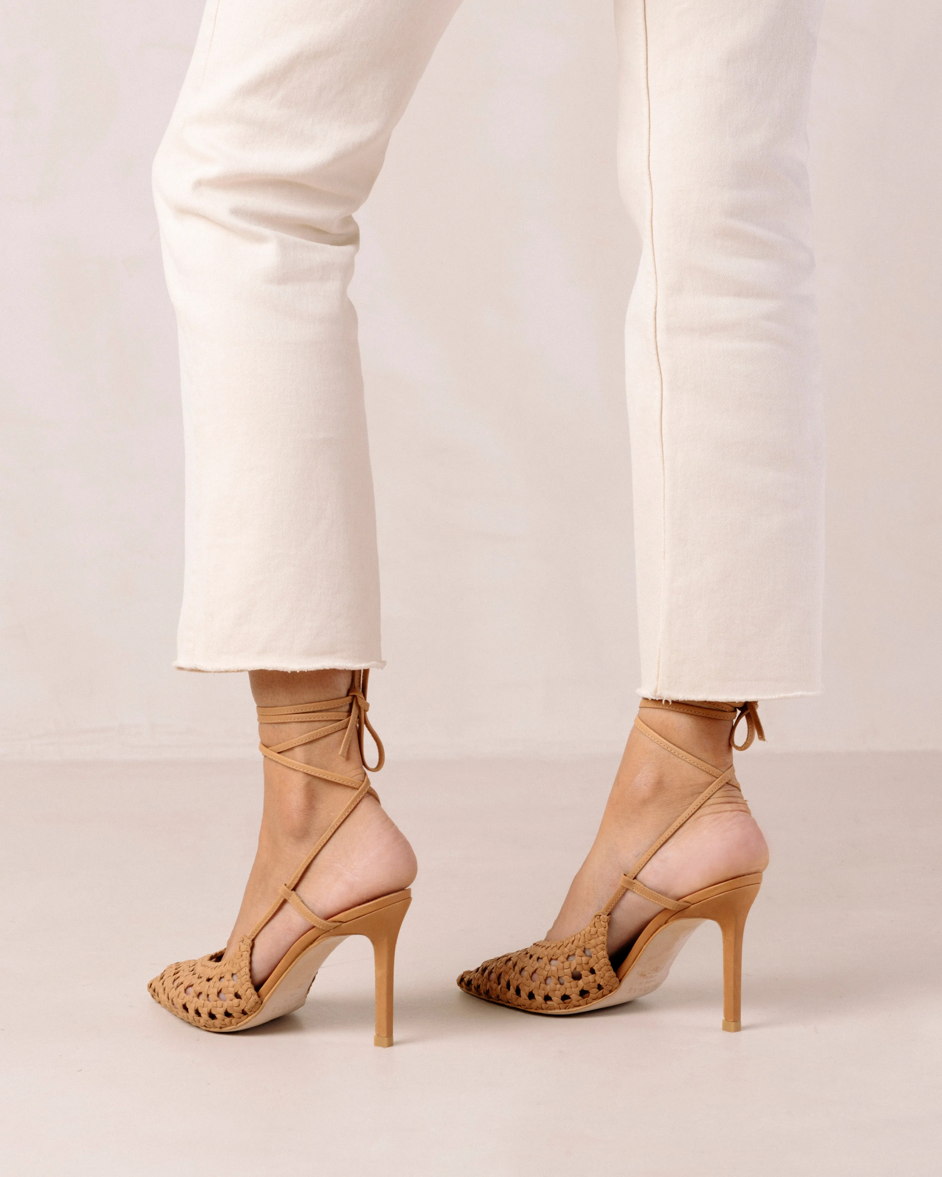 Sandstorm Camel Leather Pumps sold by Alohas product image thumbnail 2