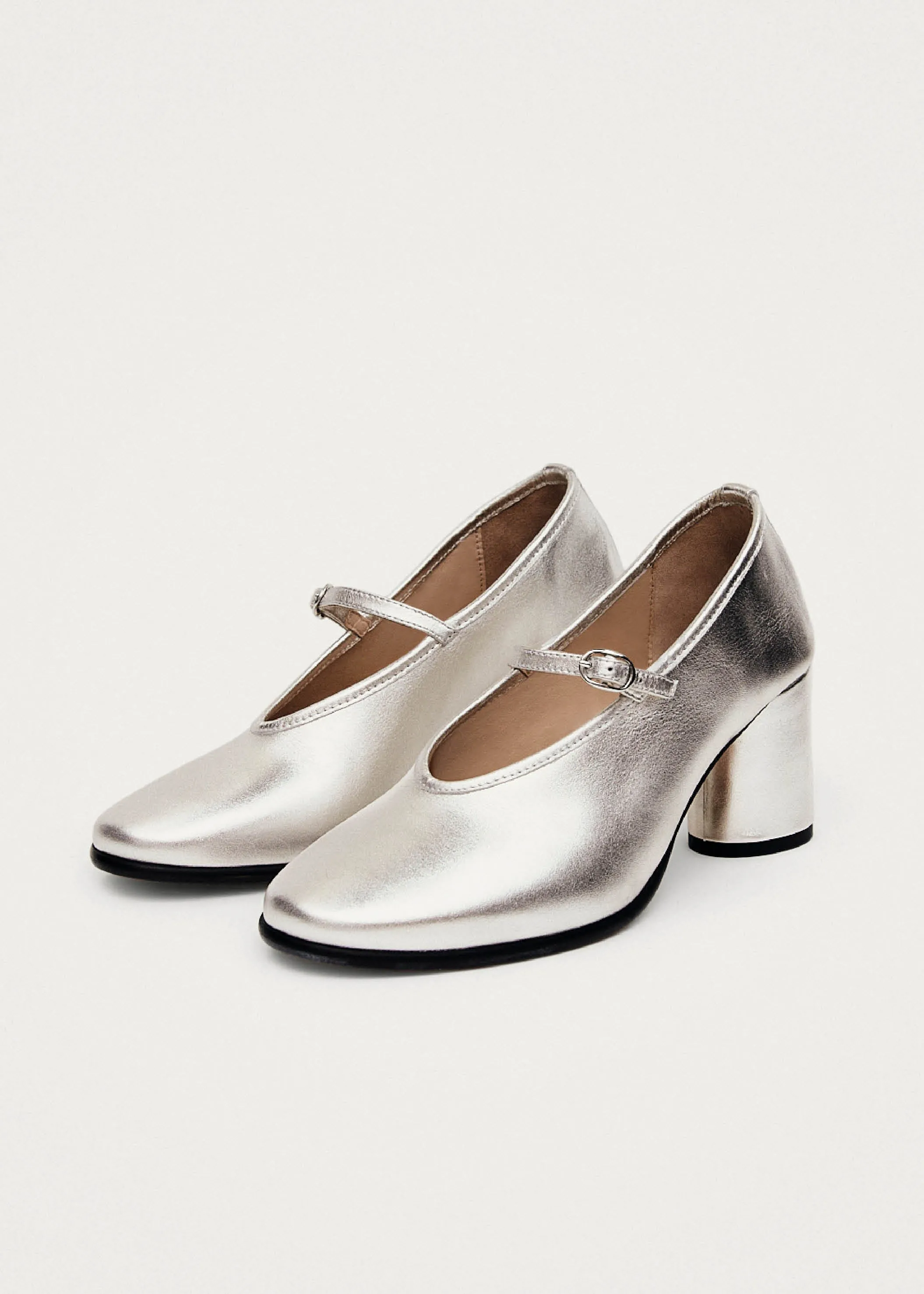 Esha Shimmer Silver Leather Pumps sold by Alohas product image thumbnail 2