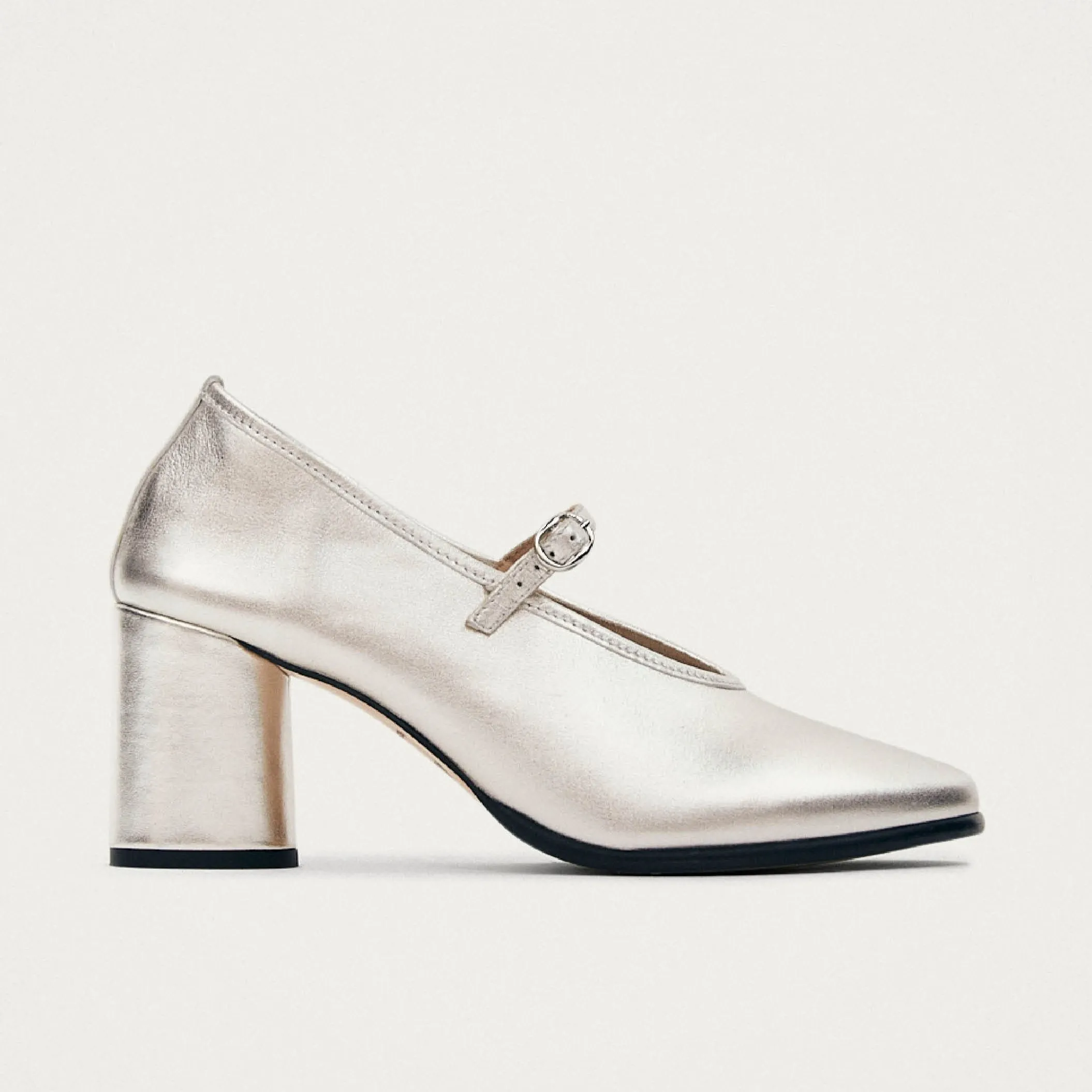 Esha Shimmer Silver Leather Pumps sold by Alohas product image thumbnail 3