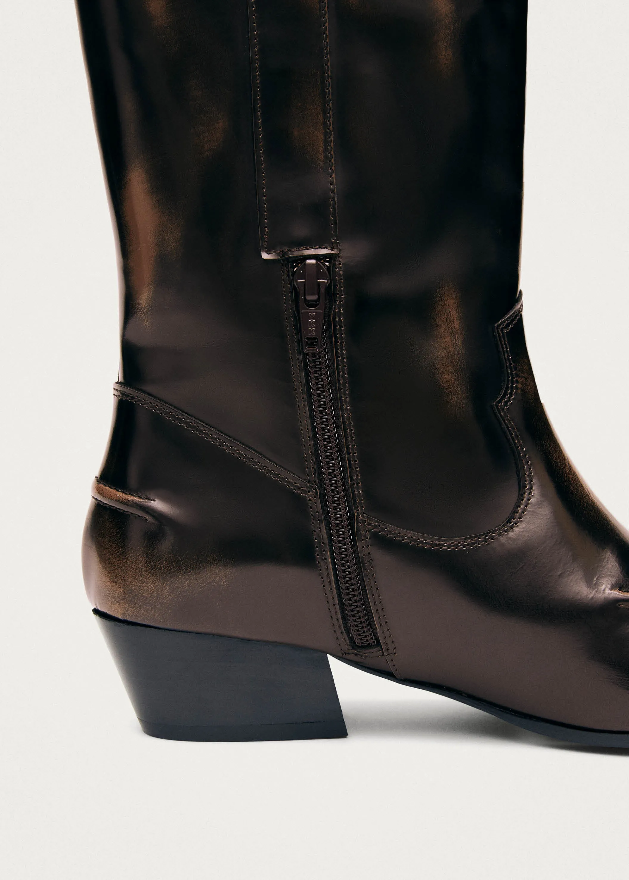 Chase Brushed Brown Leather Boots sold by Alohas product image thumbnail 5