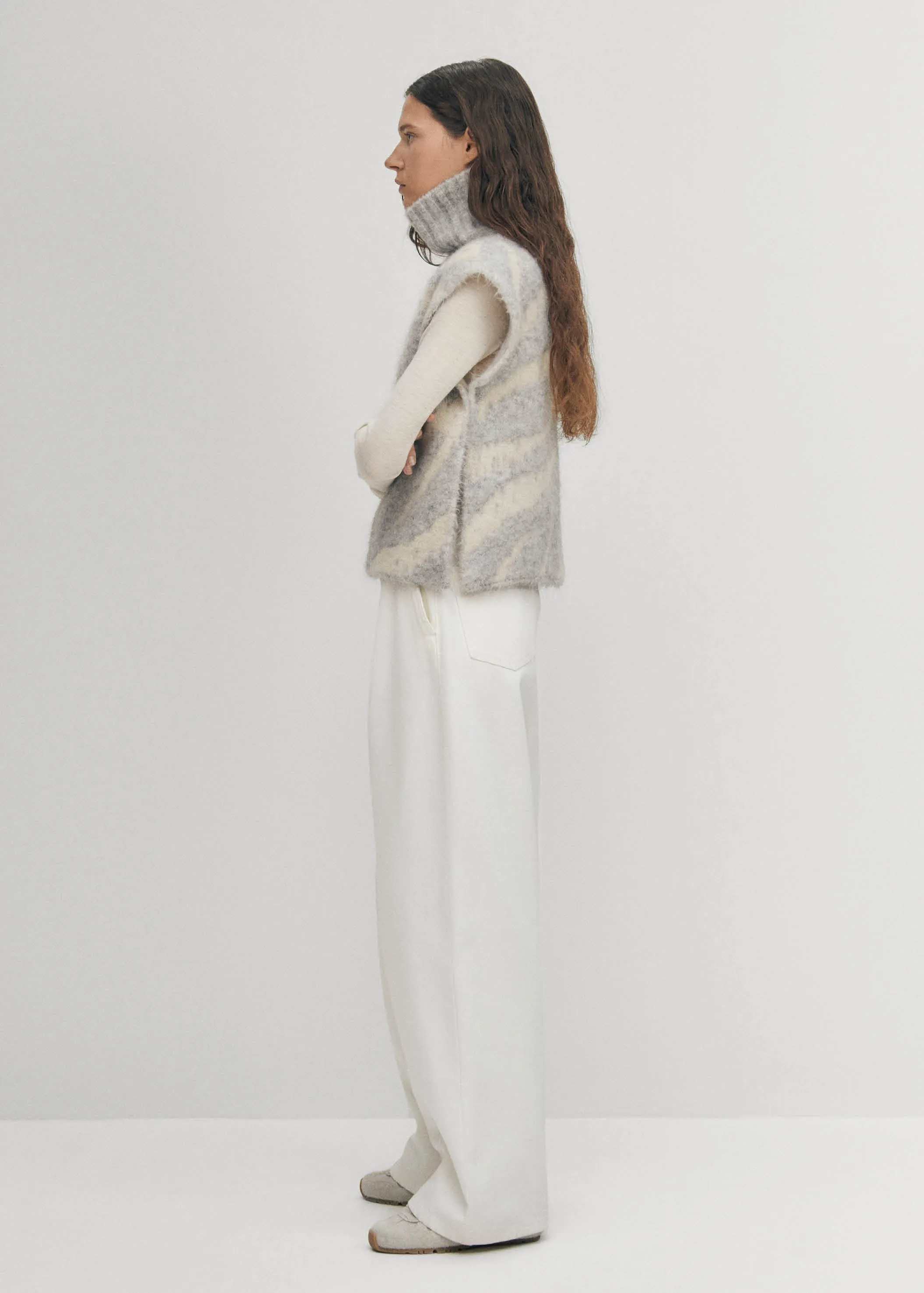 Bergen Grey Vest sold by Alohas product image thumbnail 2