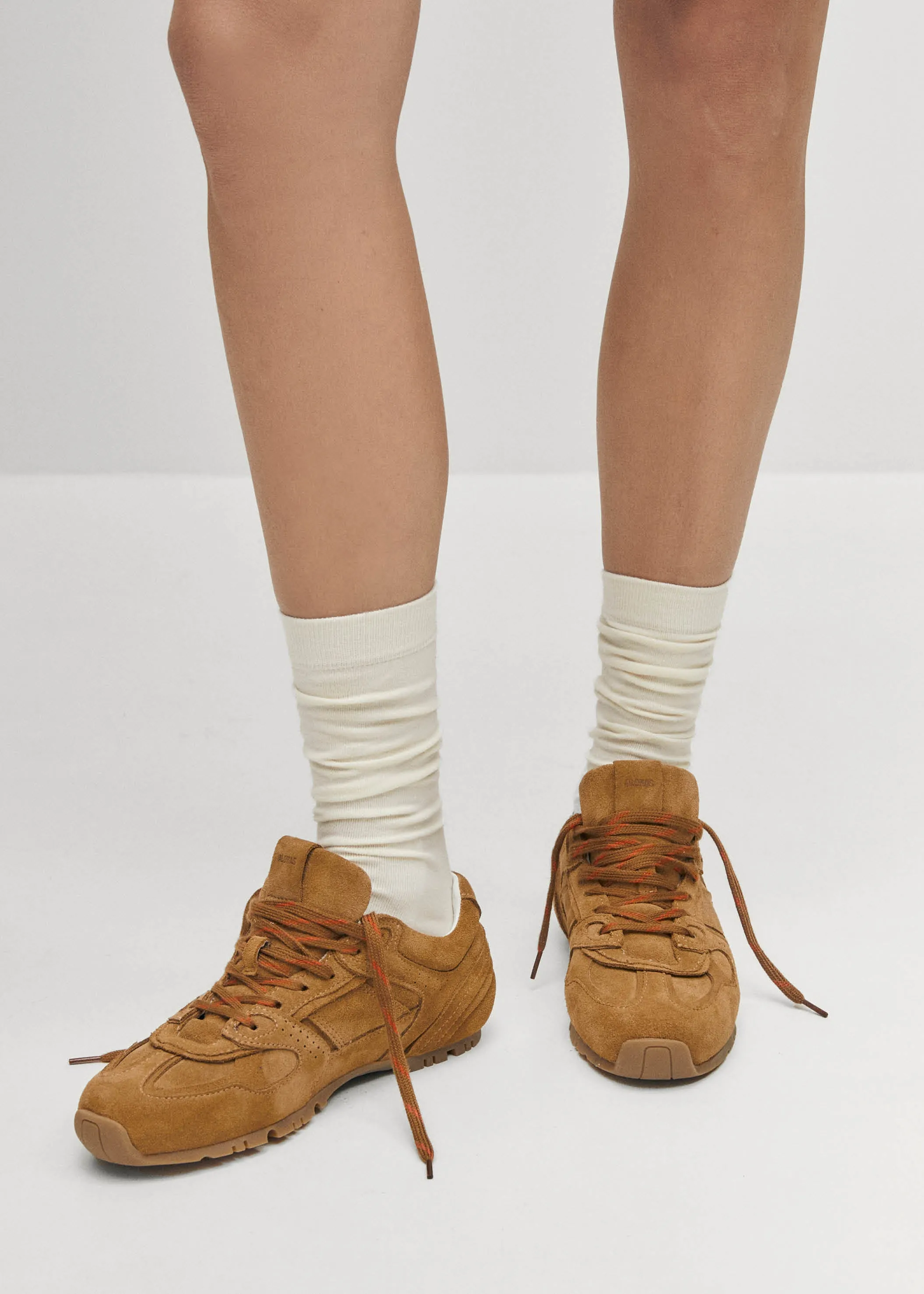 Tb.56 Suede Tan Leather Sneakers sold by Alohas product image thumbnail 2
