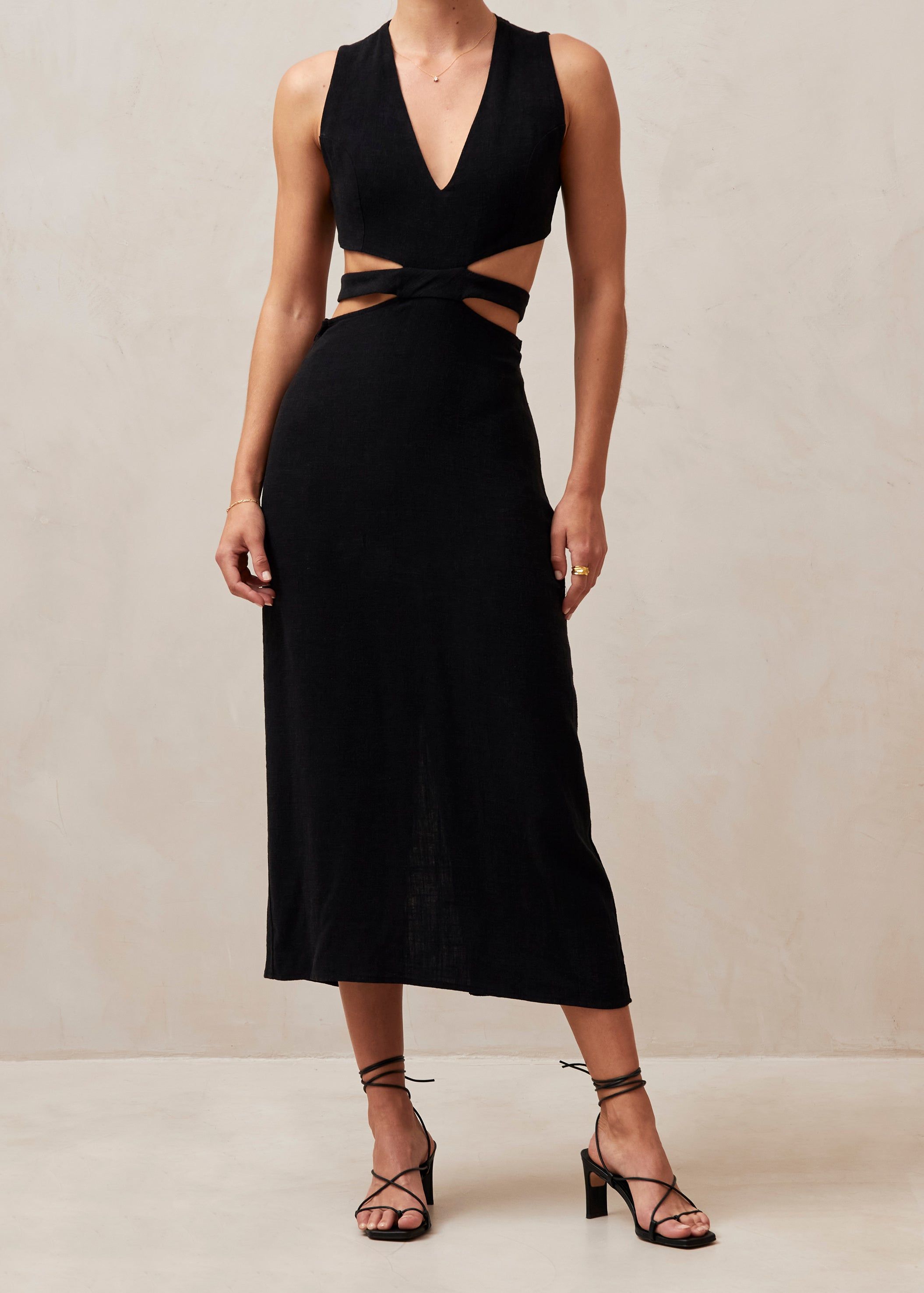 Romi Black Midi Dress sold by Alohas product image thumbnail 4