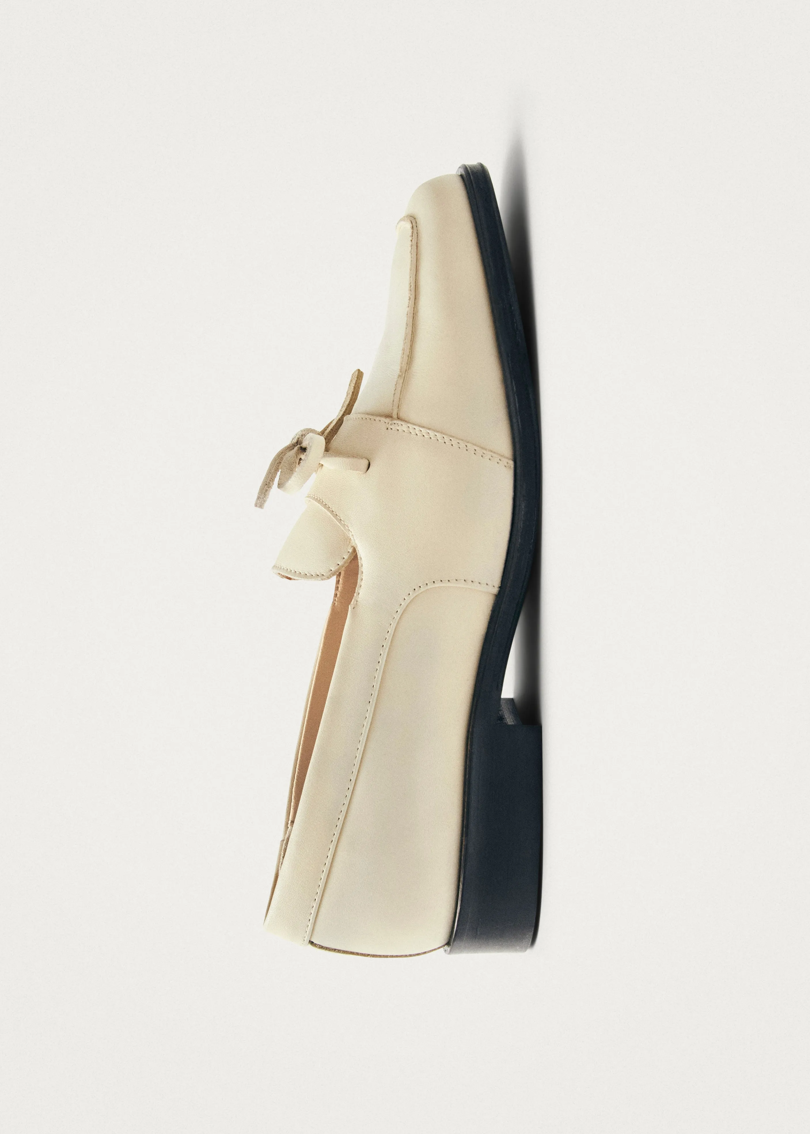 Amour Cream Leather Loafers sold by Alohas product image thumbnail 5