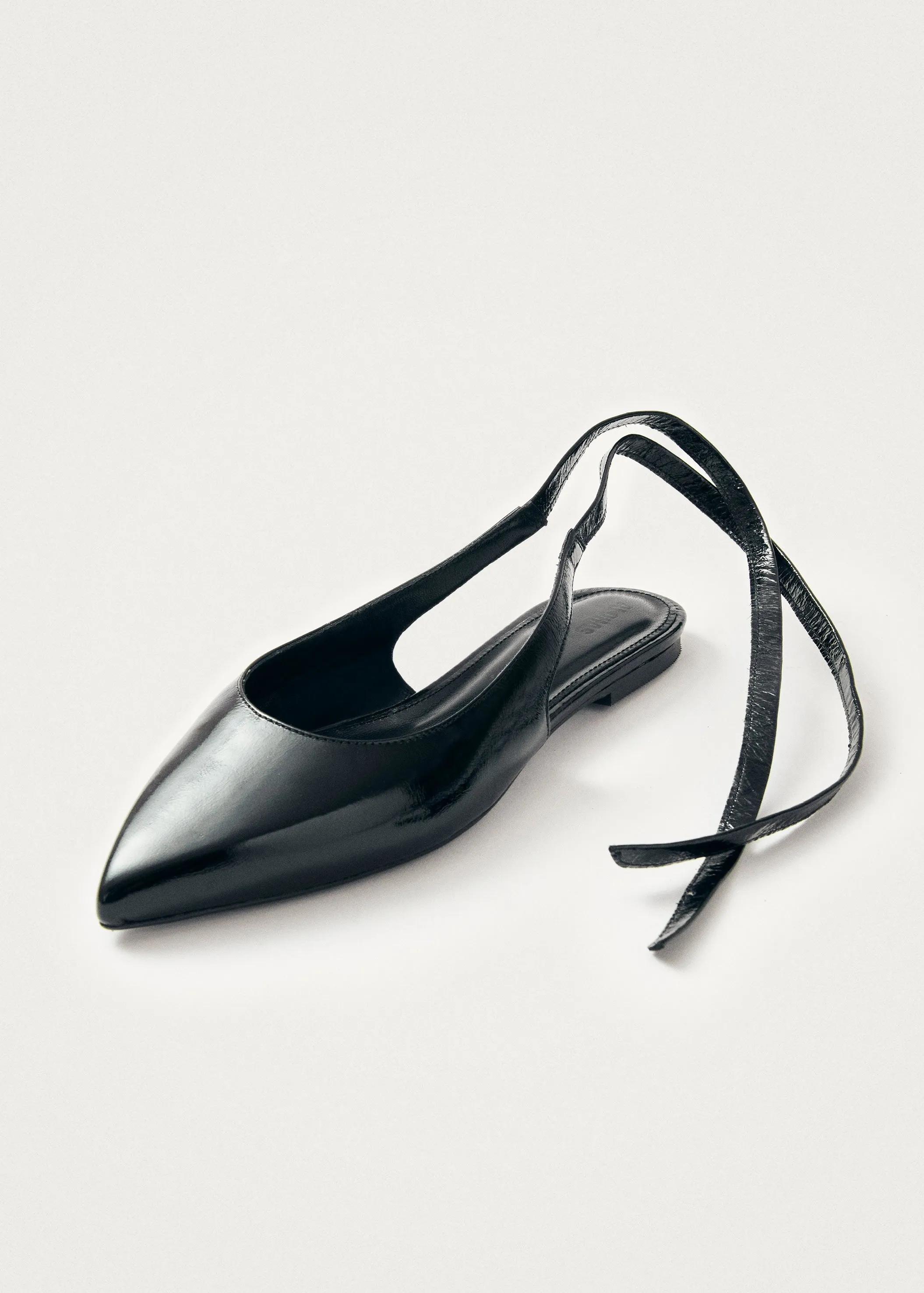 Ribbon Onix Black Leather Ballet Flats sold by Alohas product image thumbnail 2