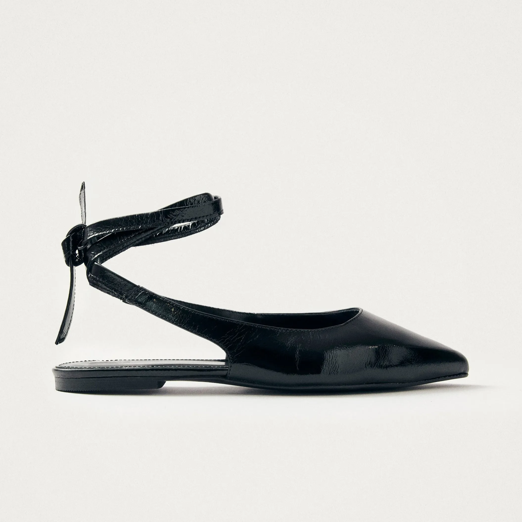 Ribbon Onix Black Leather Ballet Flats sold by Alohas product image thumbnail 3