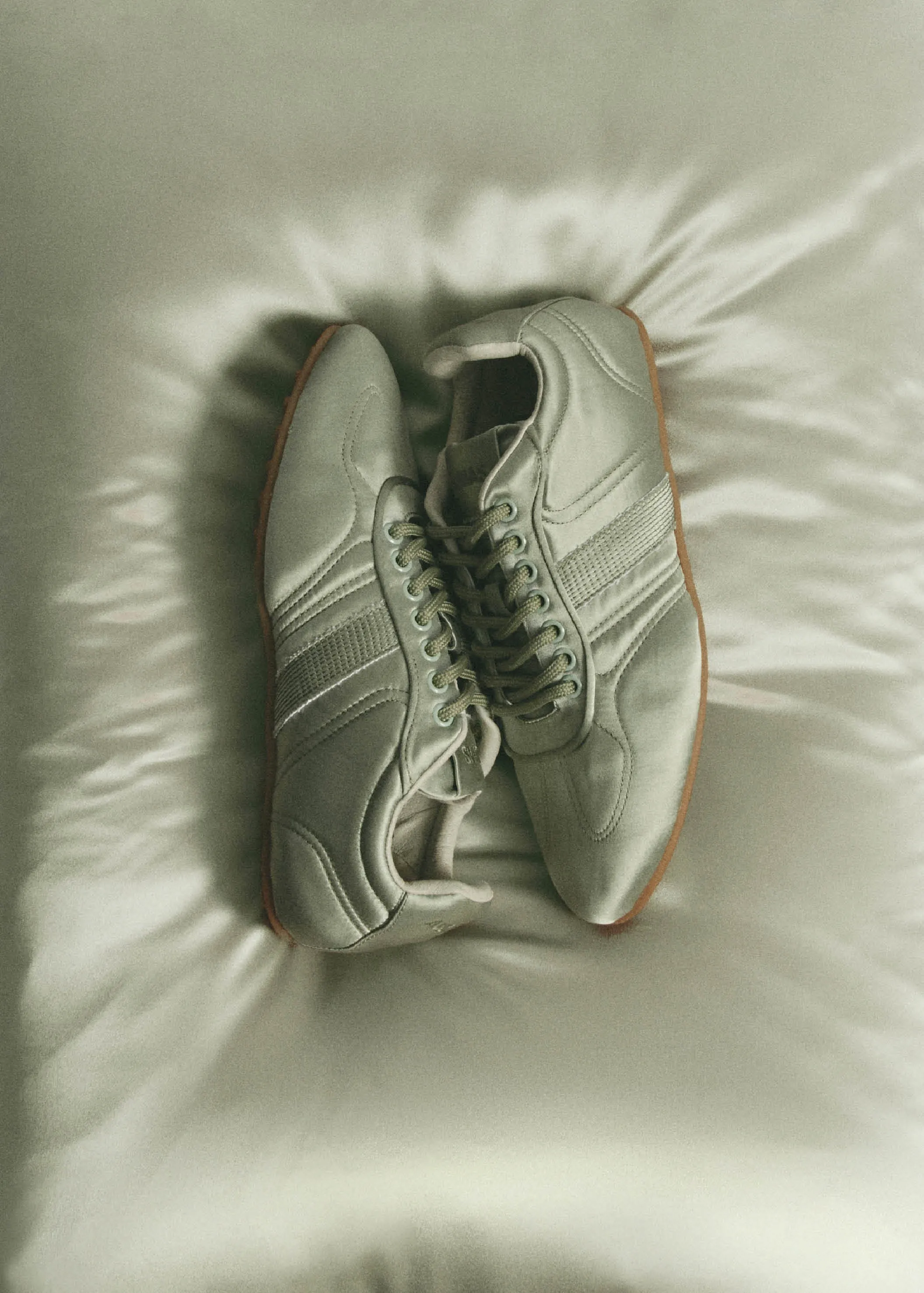 Tb.69 Rife Sheen Aqua Green Sneakers sold by Alohas product image thumbnail 2