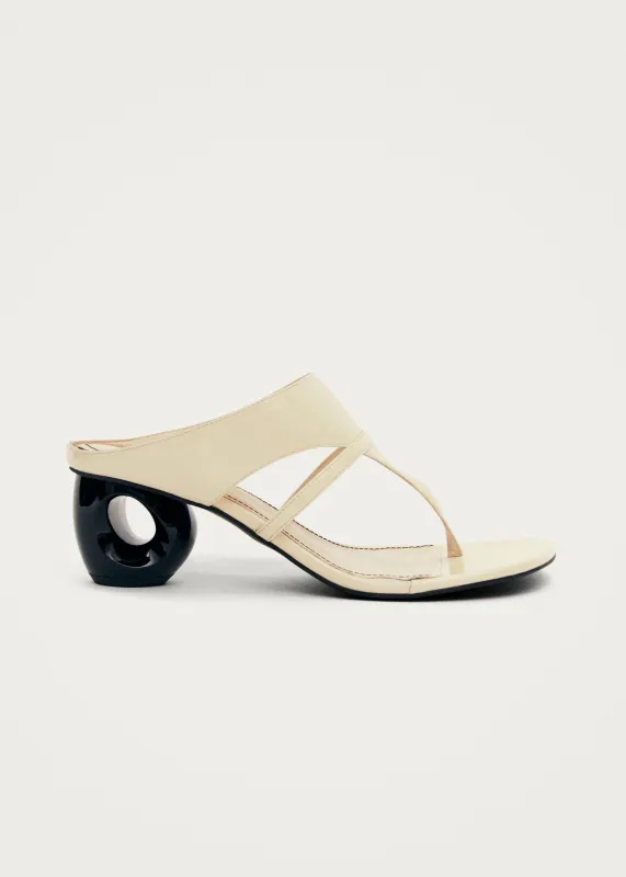 Dystaria Onix White Leather Sandals sold by Alohas