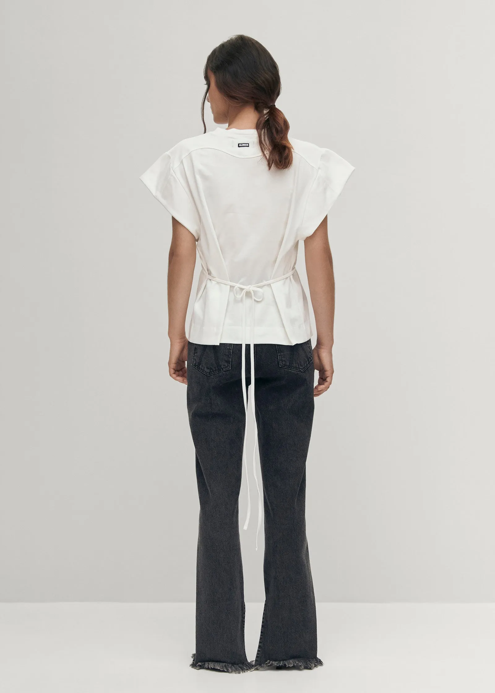 Reese White Top sold by Alohas product image thumbnail 5