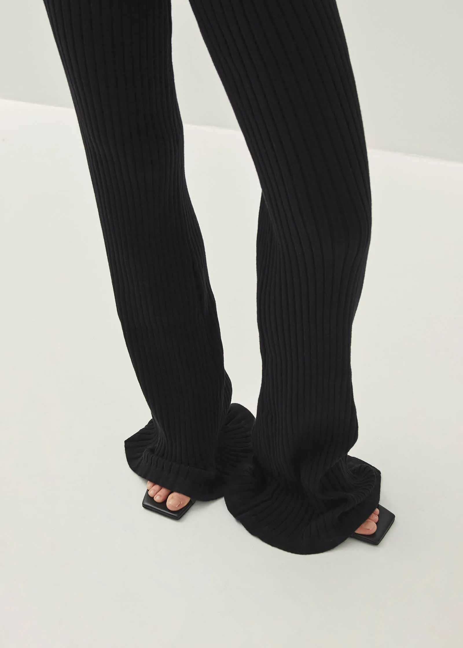 Gina Black Trousers sold by Alohas product image thumbnail 2