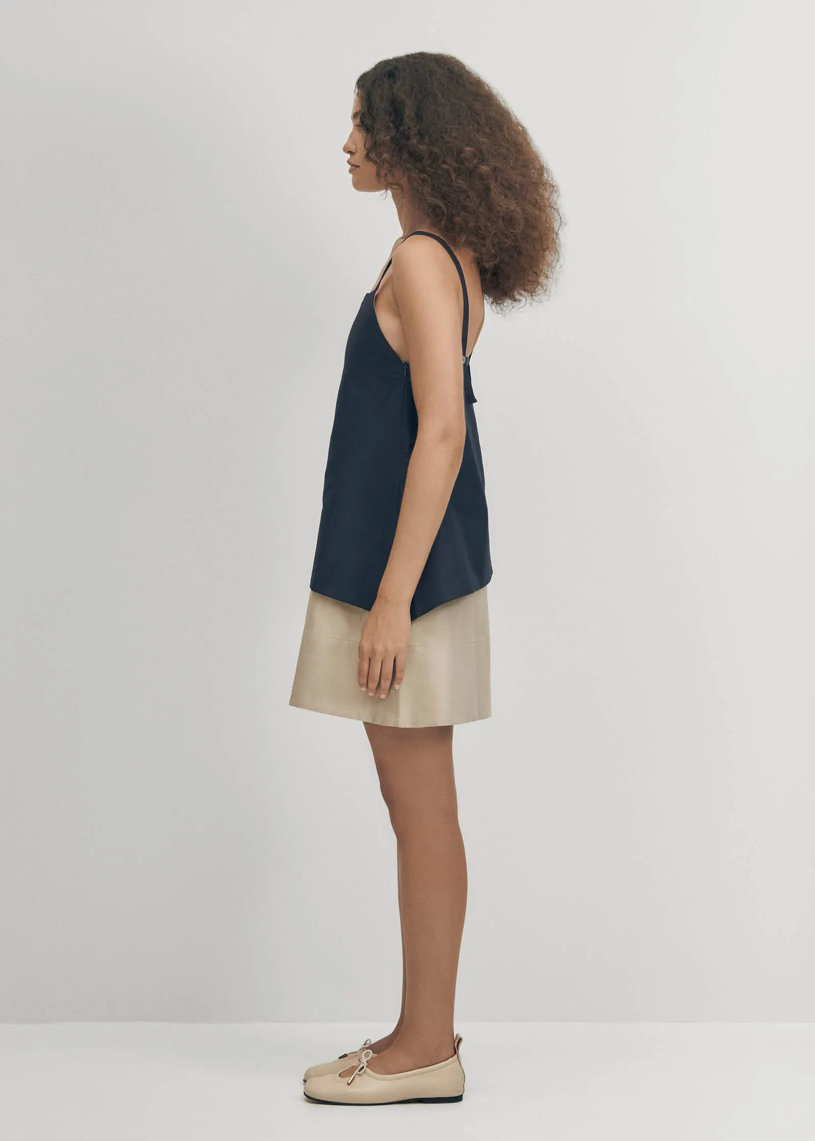 Valeria Bicolor Navy Cream Dress sold by Alohas product image thumbnail 5
