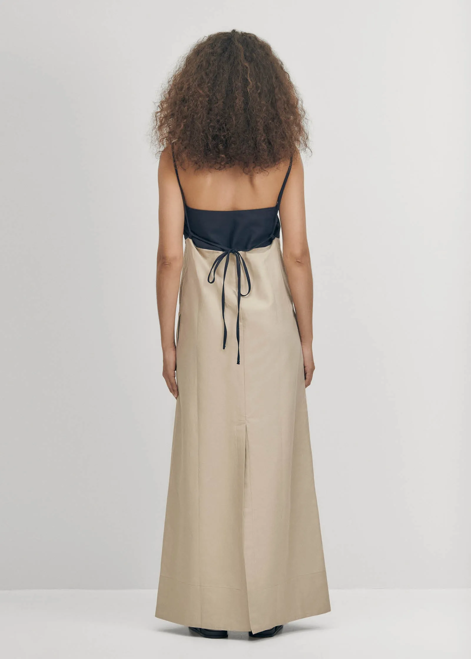 Alana Bicolor Navy Cream Dress sold by Alohas product image thumbnail 4