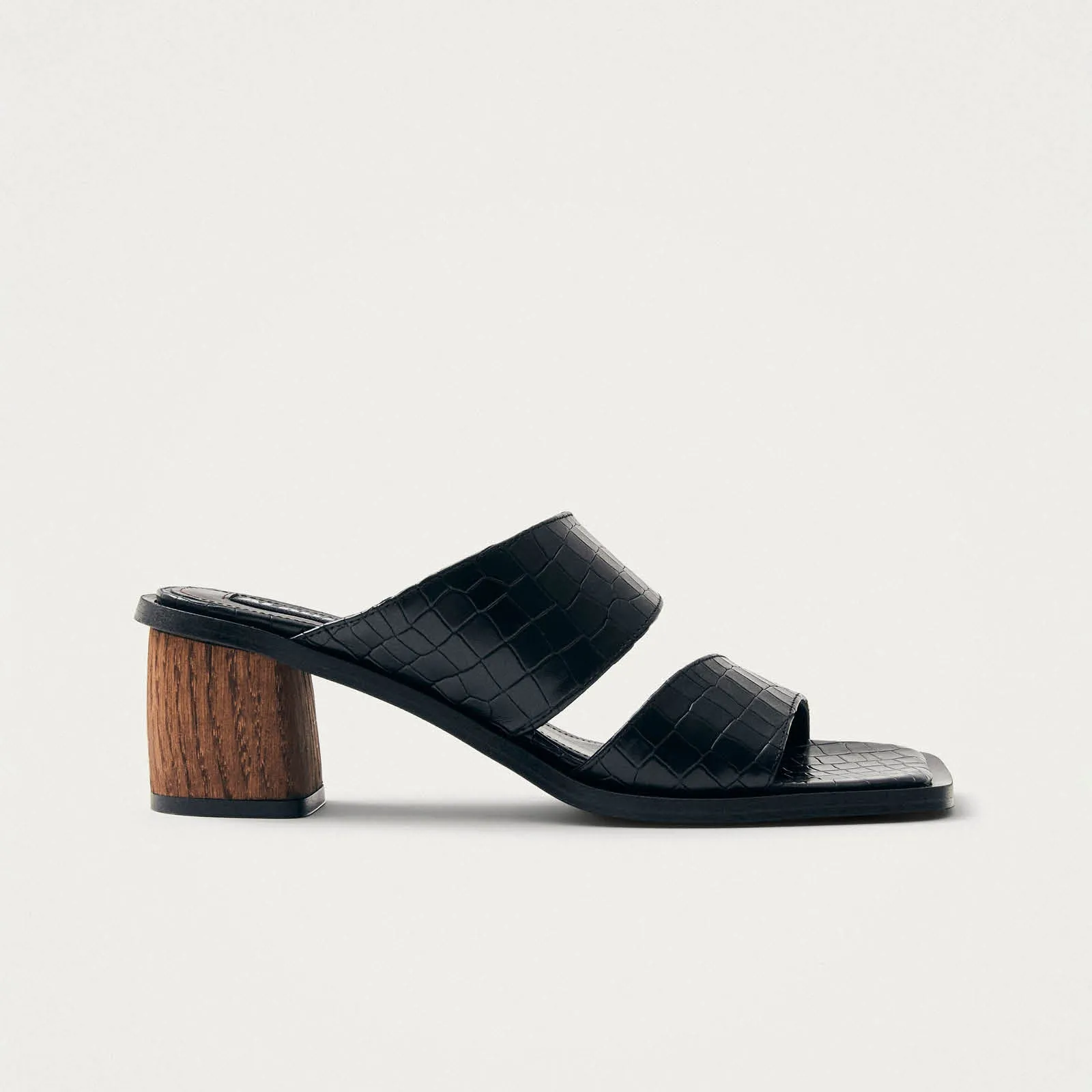 Gabin Alli Black Leather Sandals sold by Alohas product image thumbnail 3