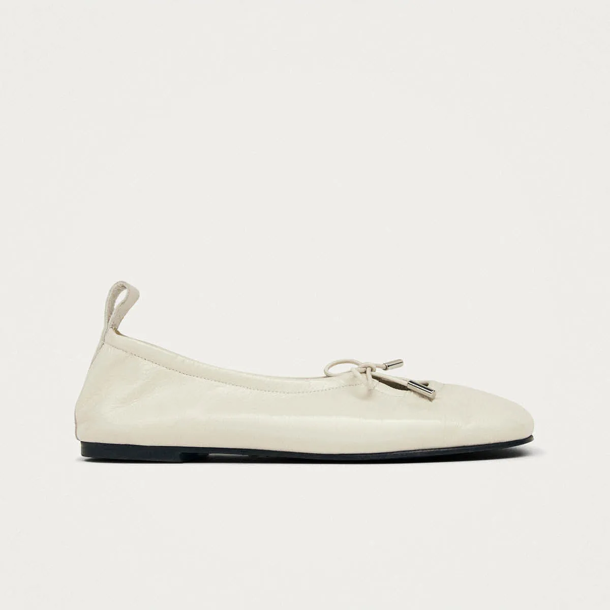 Rosalind Patent Cream Leather Ballet Flats sold by Alohas product image thumbnail 3