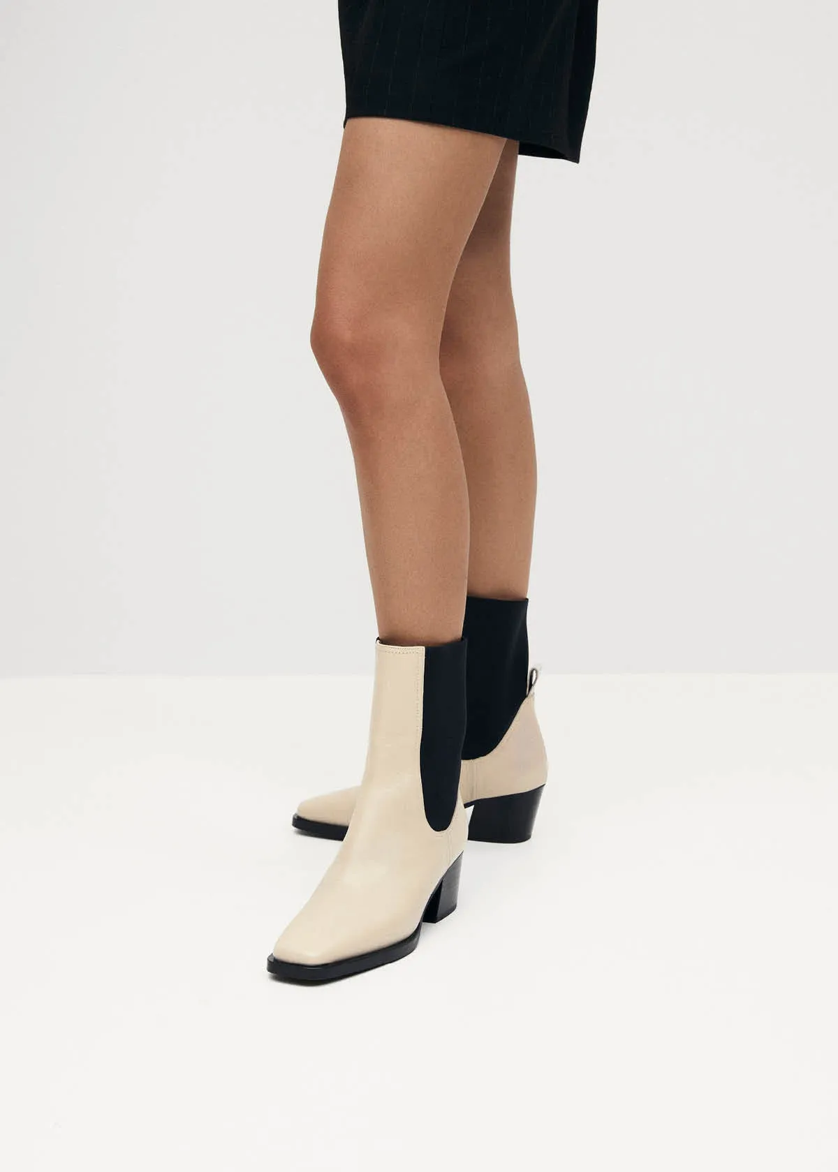 Hayes Rift Cream Leather Ankle Boots sold by Alohas product image thumbnail 2