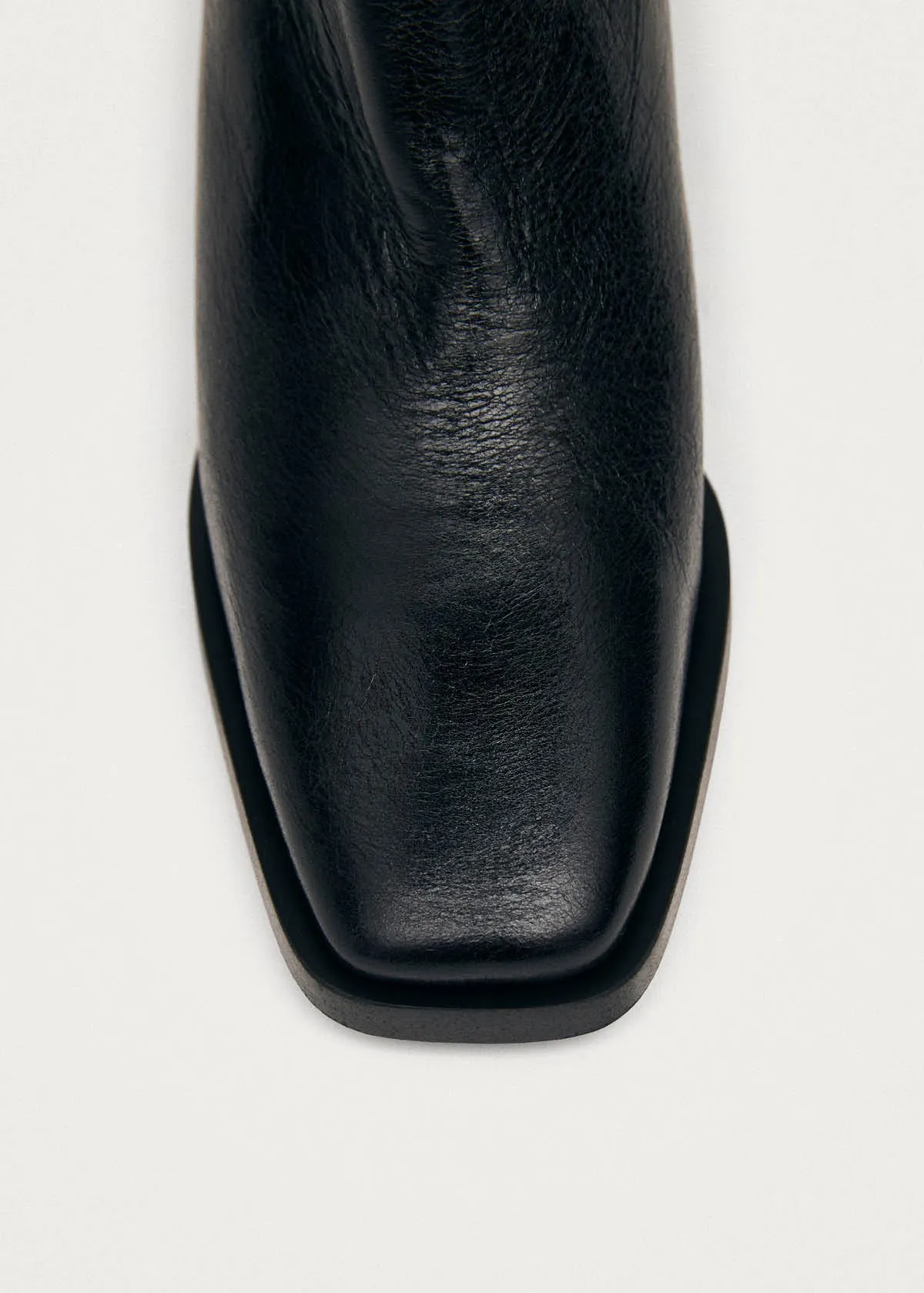 Hayes Rift Black Leather Ankle Boots sold by Alohas product image thumbnail 4