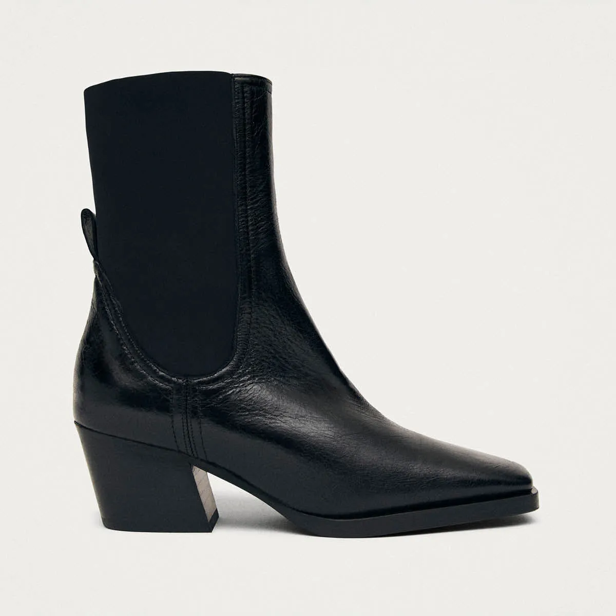 Hayes Rift Black Leather Ankle Boots sold by Alohas product image thumbnail 3