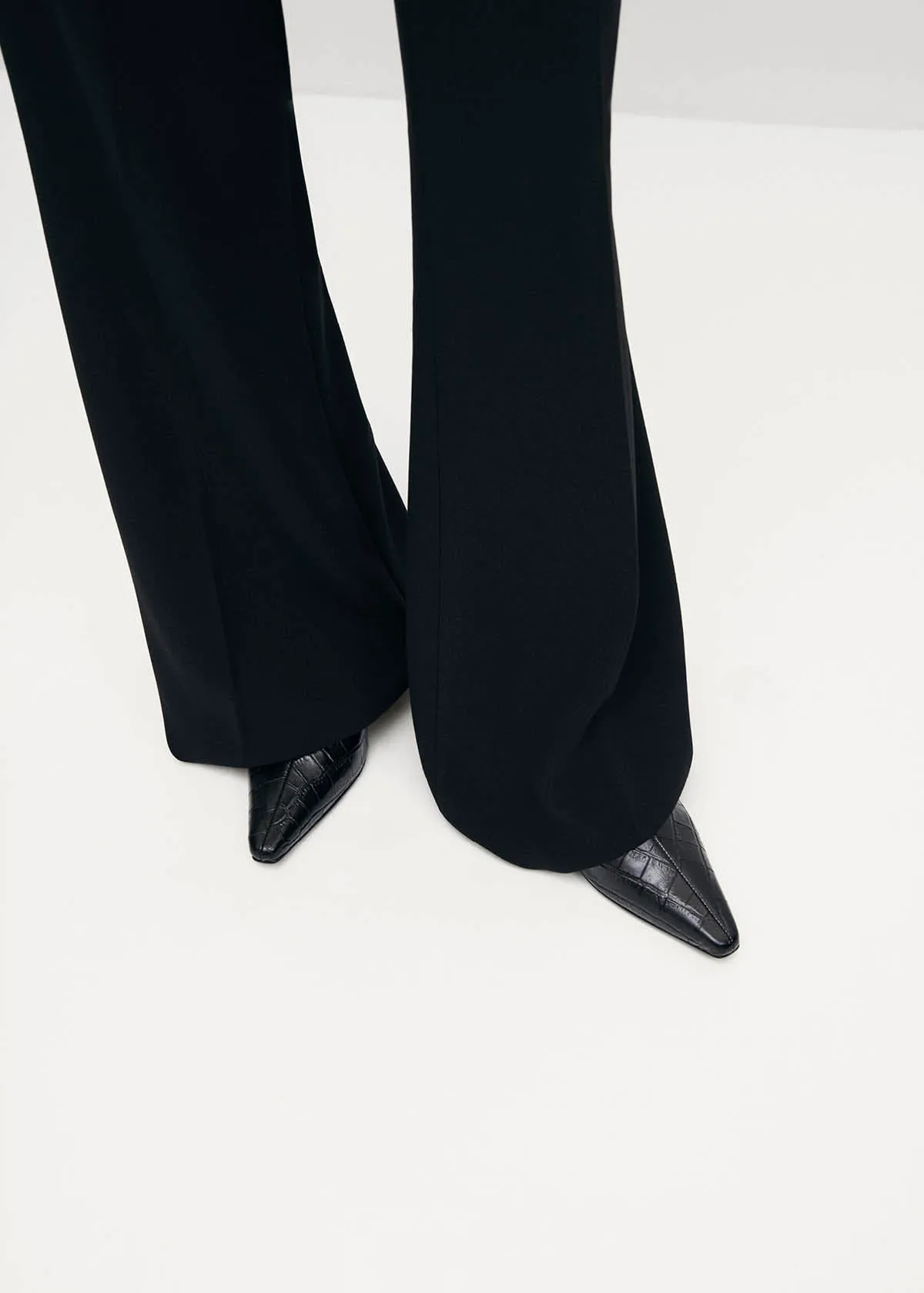 Ambar Alli Black Leather Ankle Boots sold by Alohas product image thumbnail 2