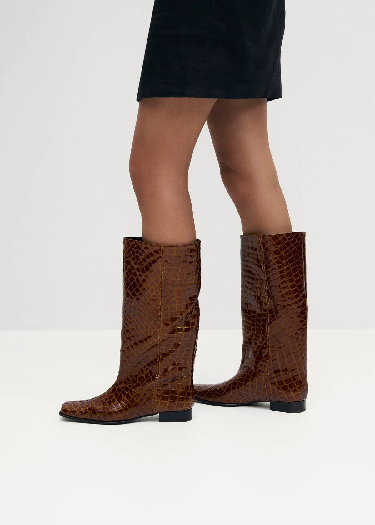 Thalina Alli Brown Leather Boots sold by Alohas product image thumbnail 2