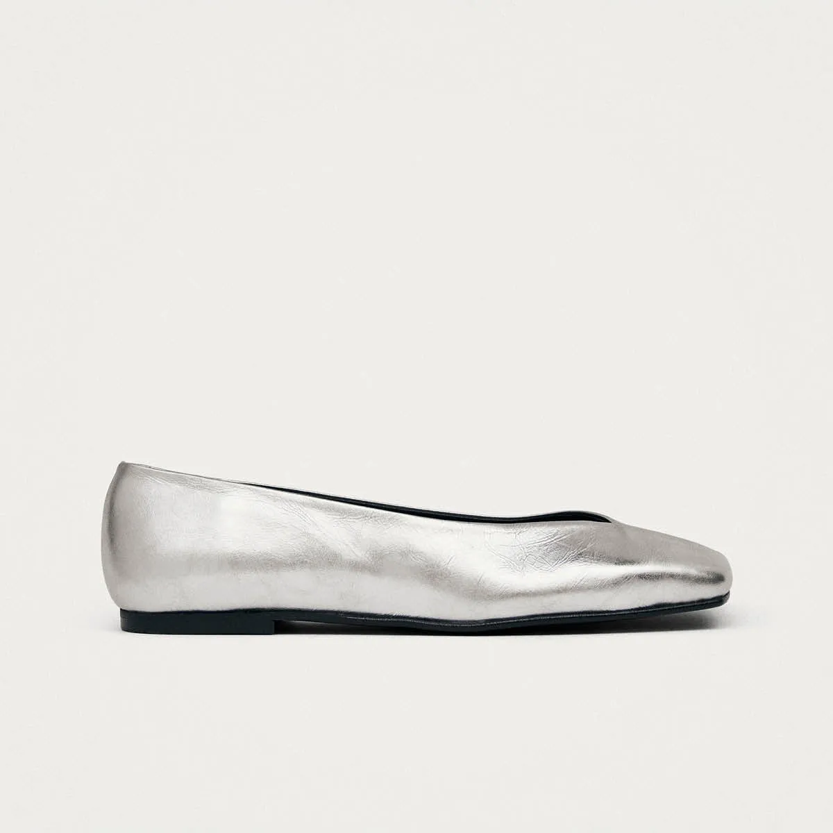Katia Shimmer Silver Leather Ballet Flats sold by Alohas product image thumbnail 3