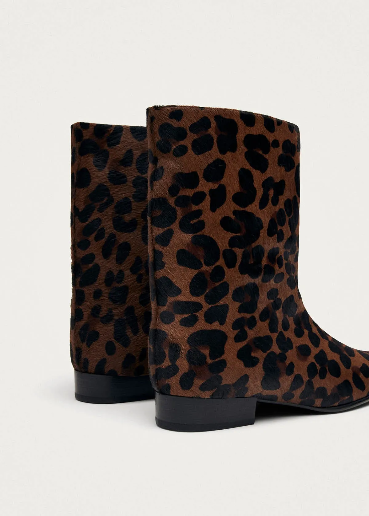 Quinn Soft Deep Brown Leather Ankle Boots sold by Alohas product image thumbnail 4