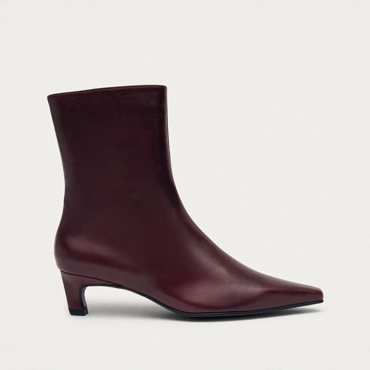 Ambar Rift Burgundy Leather Ankle Boots sold by Alohas product image thumbnail 3