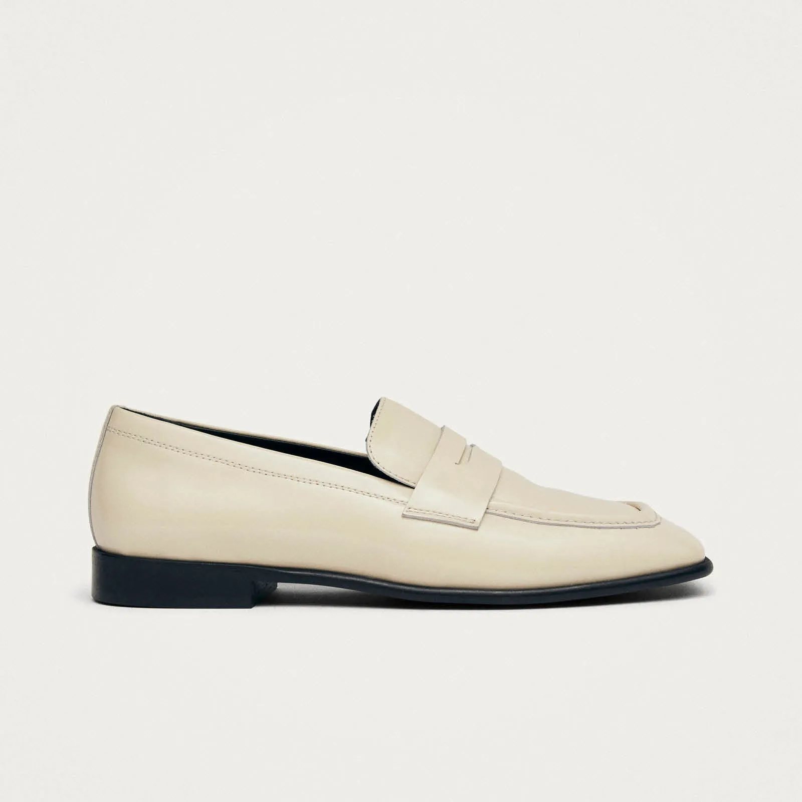 Zaha Cream Leather Loafers sold by Alohas product image thumbnail 3