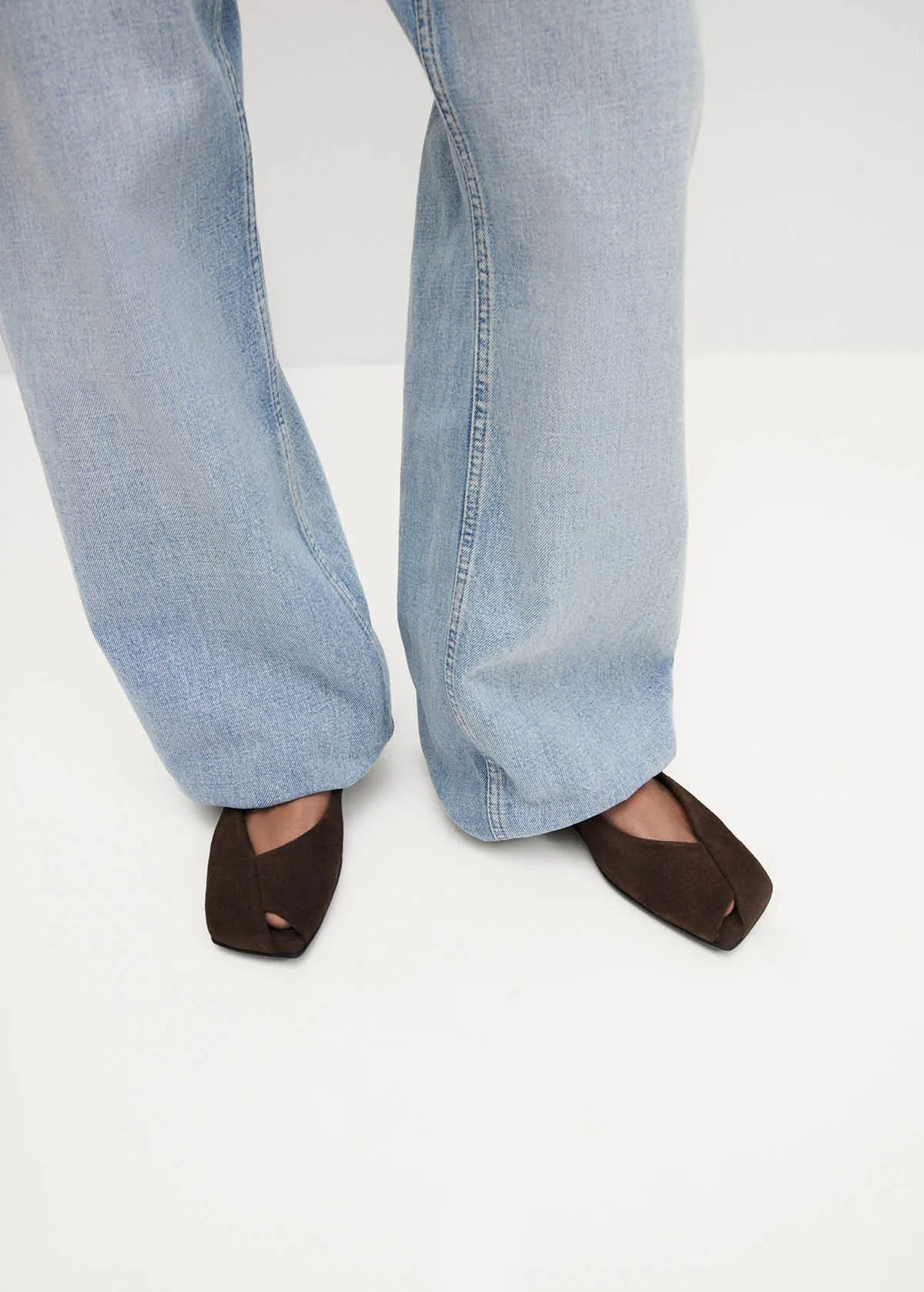 Katia Suede Brown Leather Ballet Flats sold by Alohas product image thumbnail 2