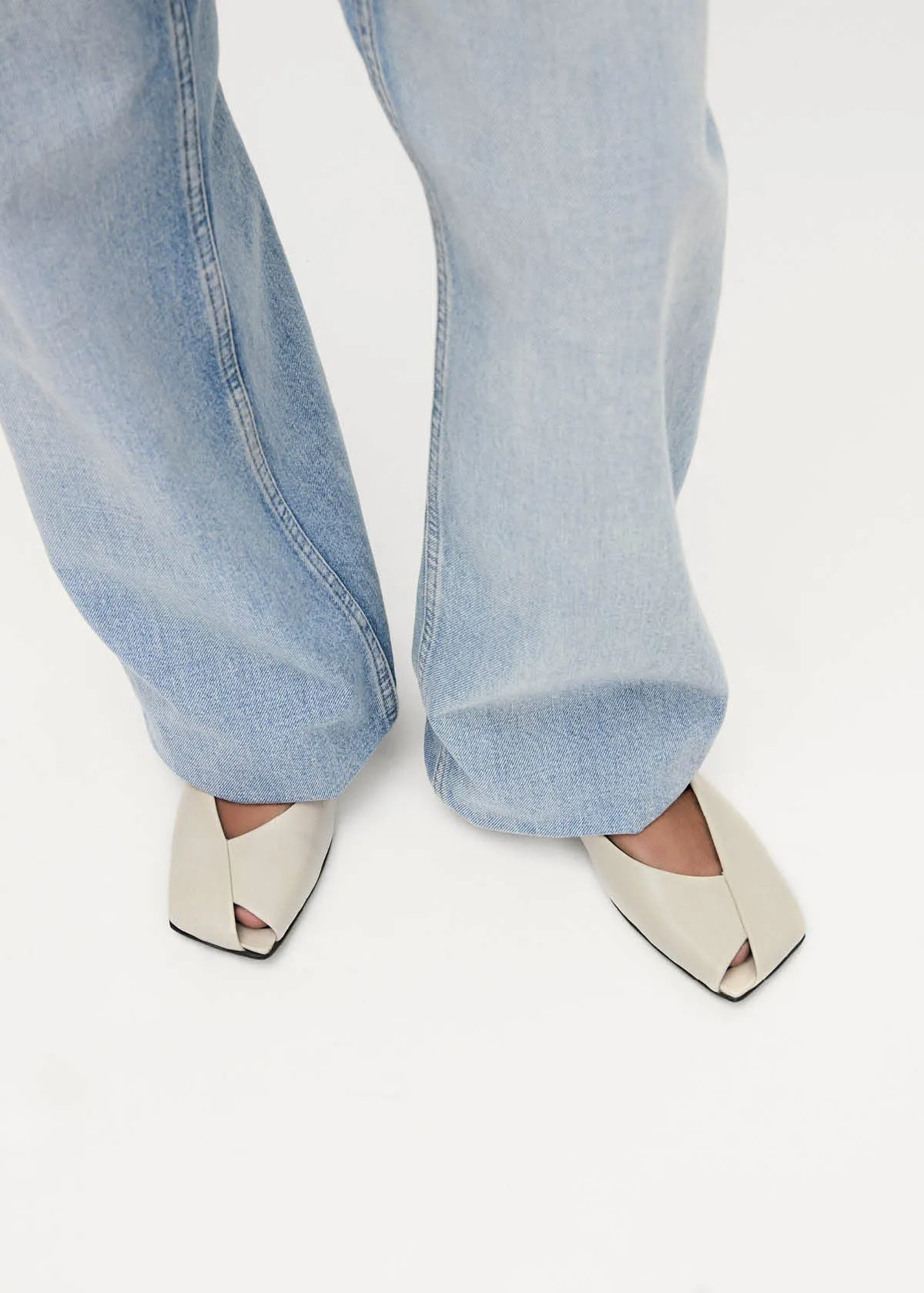 Katia Rift Cream Leather Ballet Flats sold by Alohas product image thumbnail 2