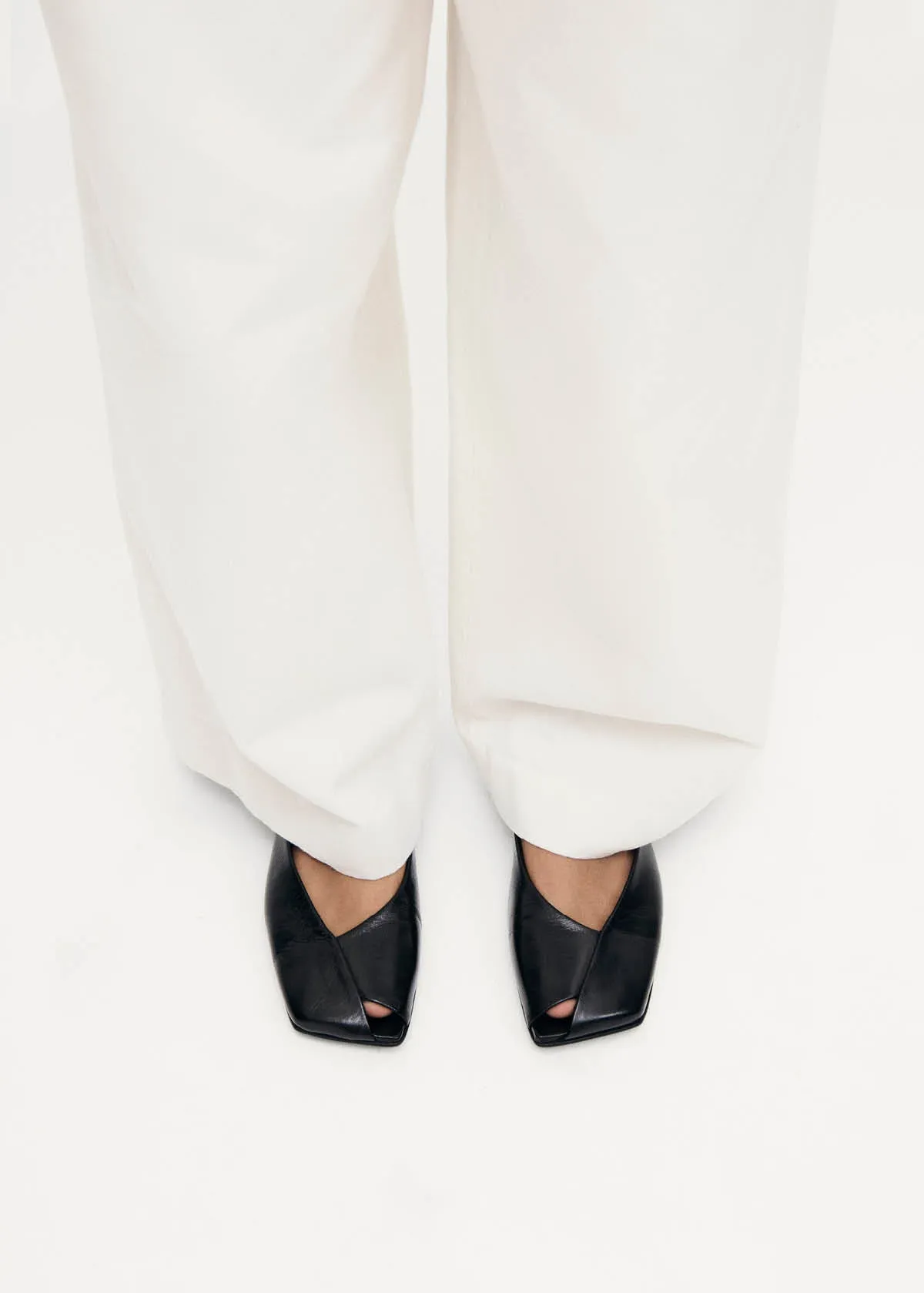 Katia Black Leather Ballet Flats sold by Alohas product image thumbnail 2