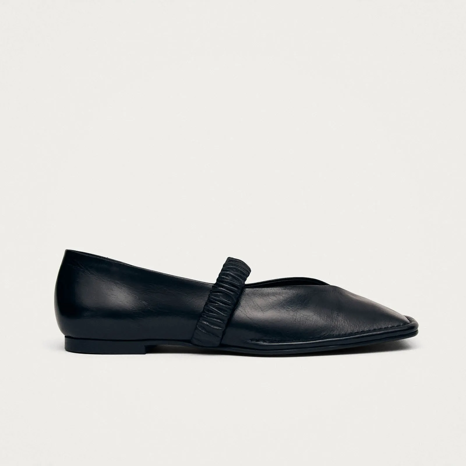 Lautan Black Leather Ballet Flats sold by Alohas product image thumbnail 3