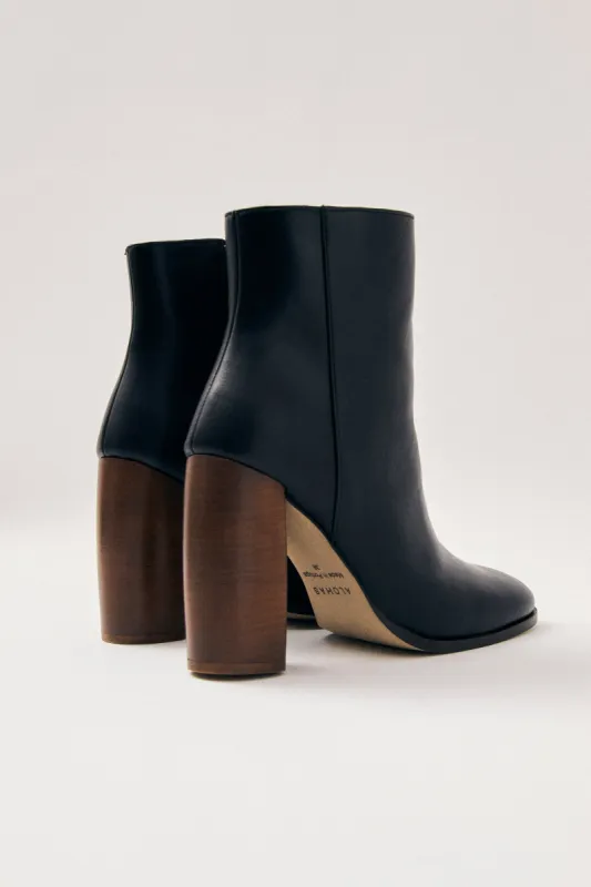 Reid Black Leather Ankle Boots sold by Alohas