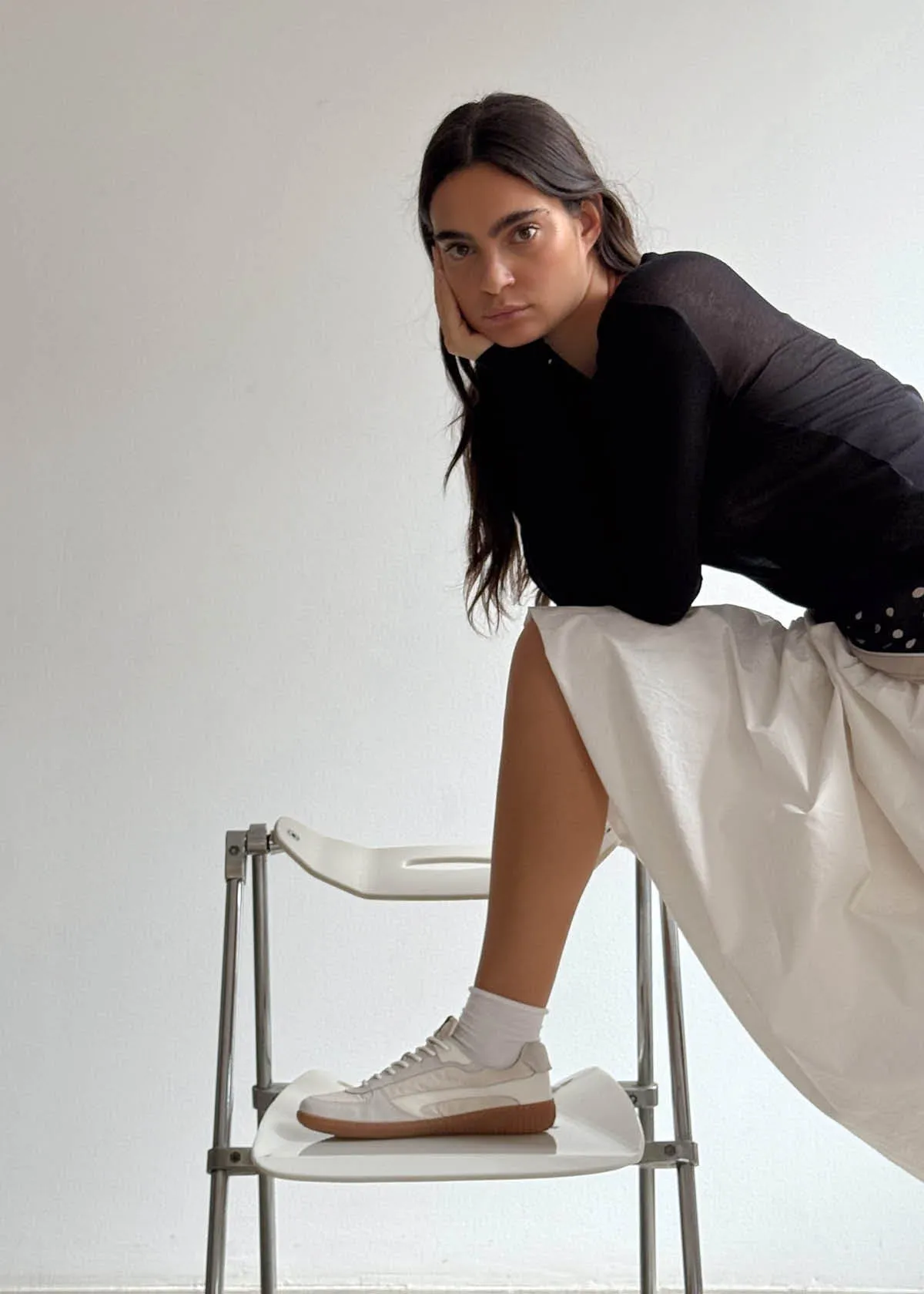 Tb.83 Barefoot Nylon Cream Sneakers sold by Alohas product image thumbnail 2